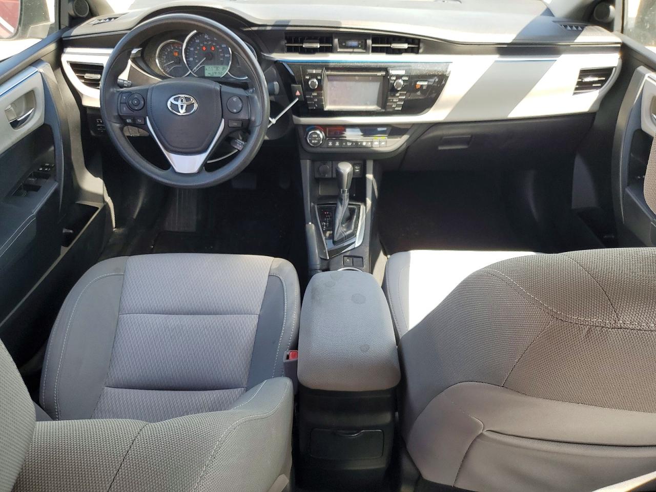 2015 Toyota Corolla Le Красный vin: 2T1BURHE5FC444121