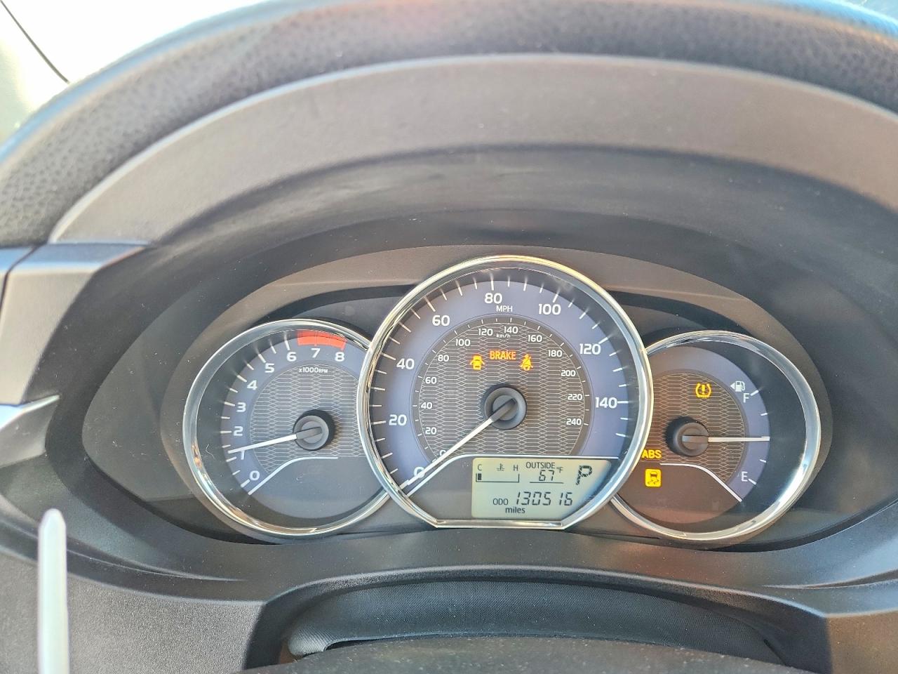 2015 Toyota Corolla Le Серый vin: 2T1BURHE5FC446029