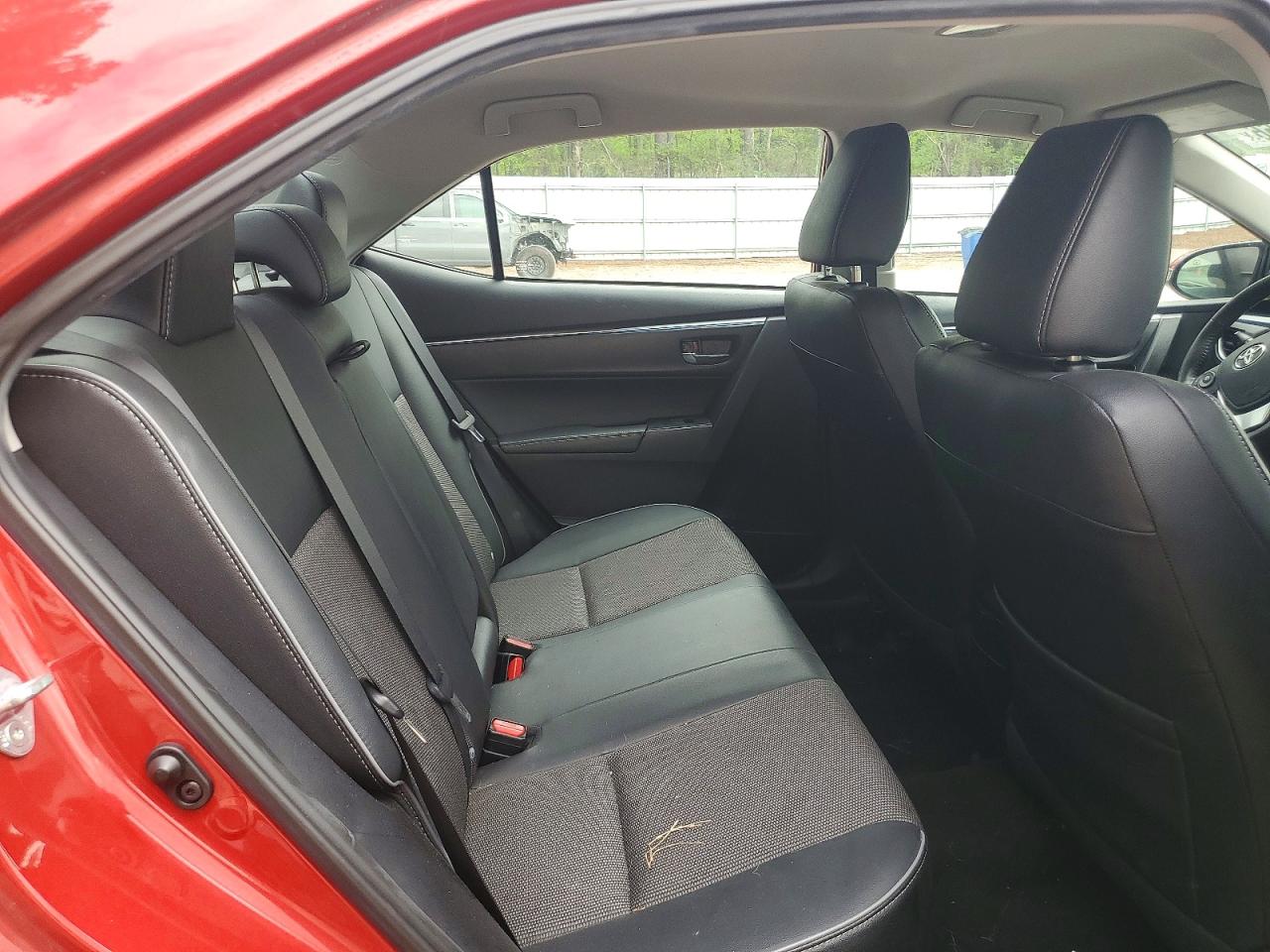 2015 Toyota Corolla S Plus Red vin: 2T1BURHE5FC454860