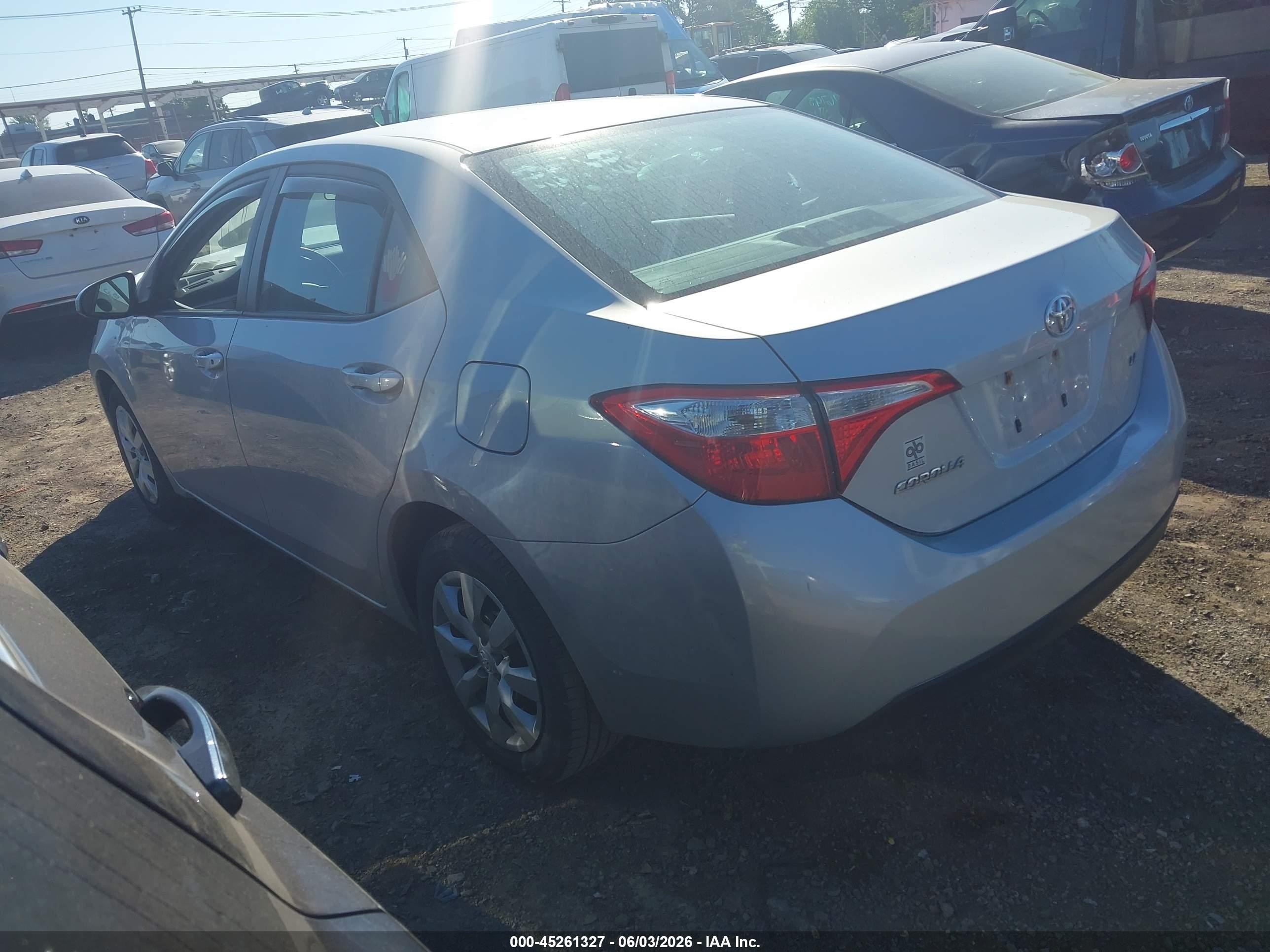2015 Toyota Corolla Le Silver vin: 2T1BURHE5FC456771