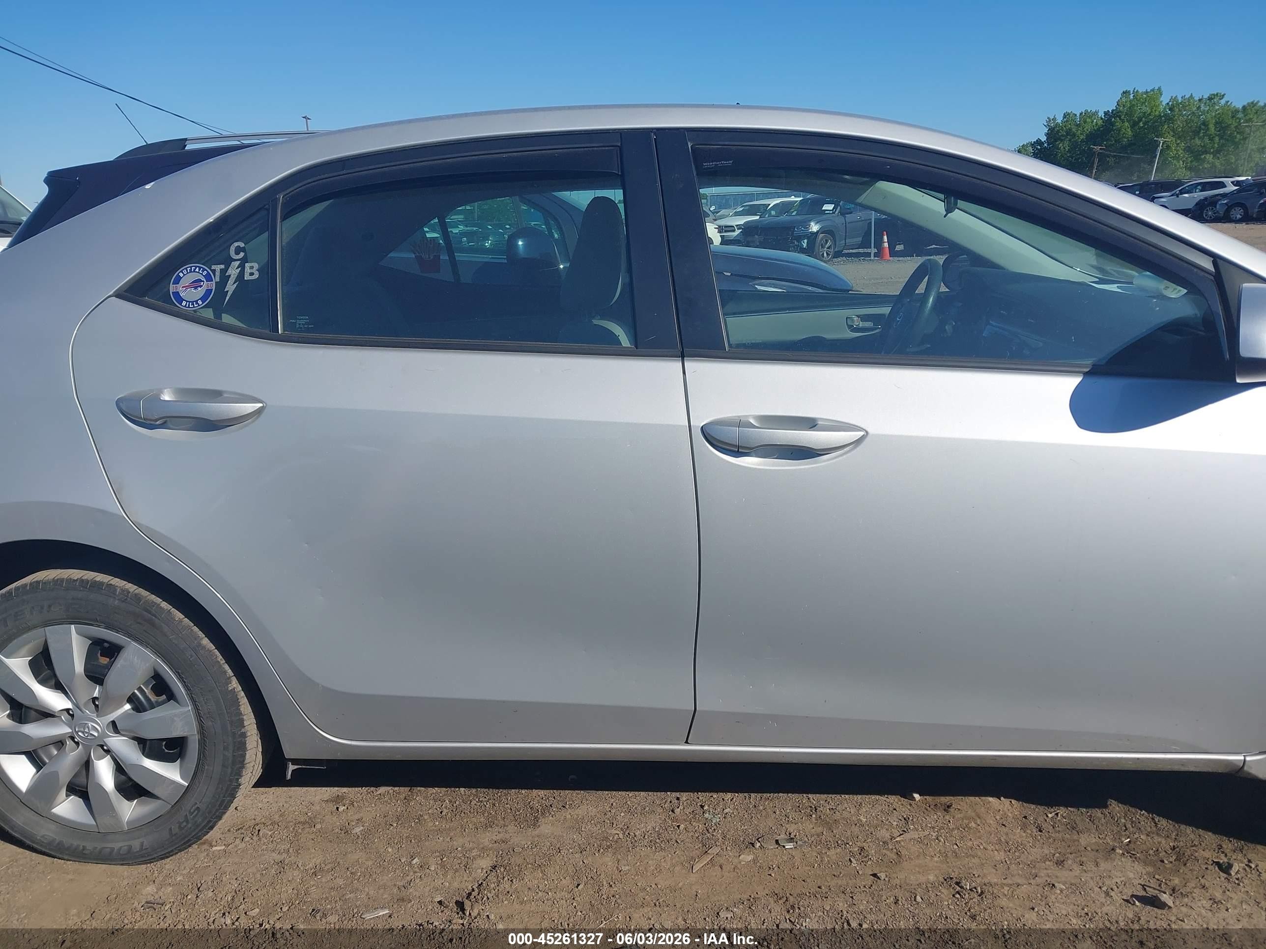 2015 Toyota Corolla Le Silver vin: 2T1BURHE5FC456771