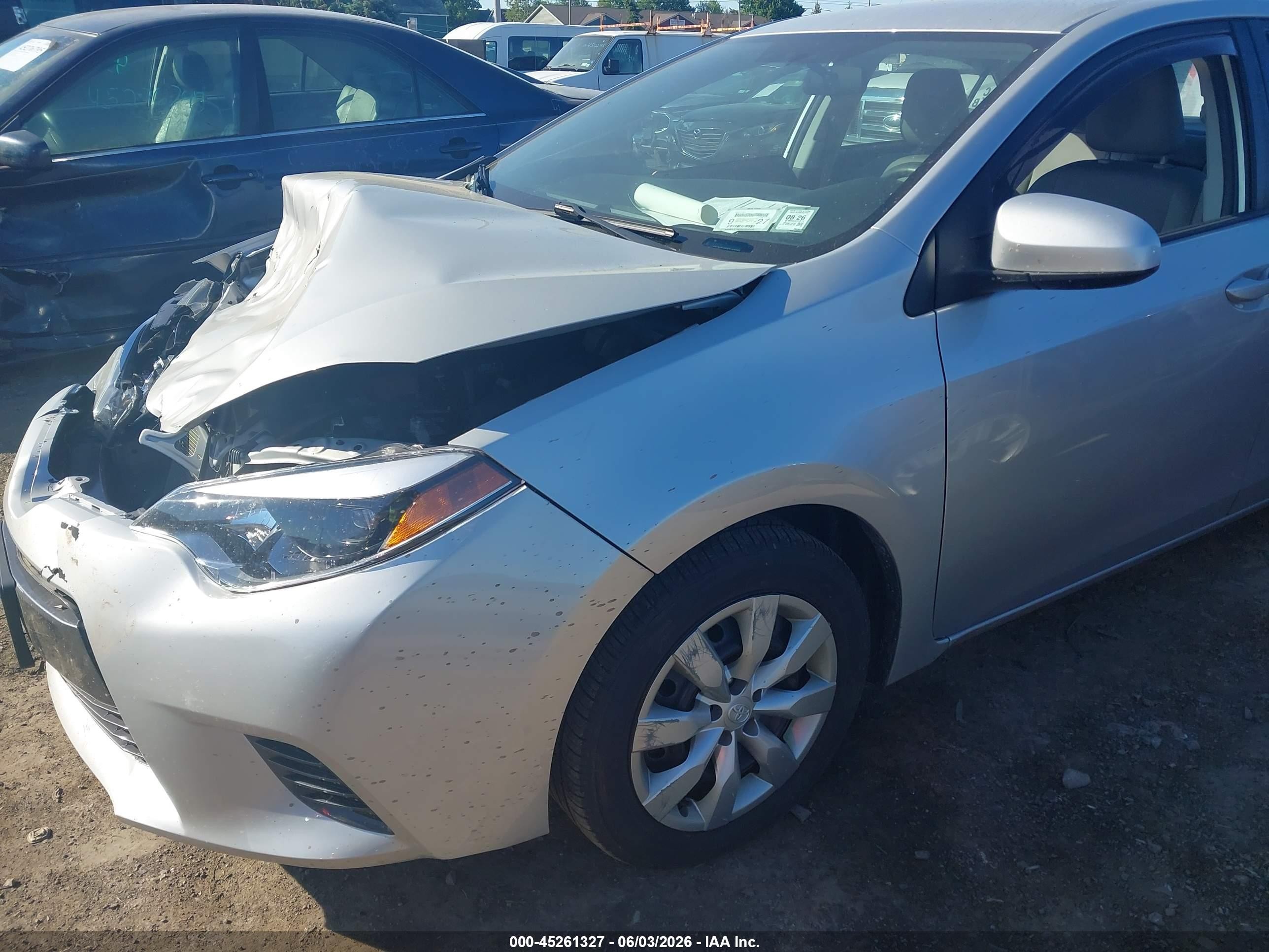2015 Toyota Corolla Le Silver vin: 2T1BURHE5FC456771