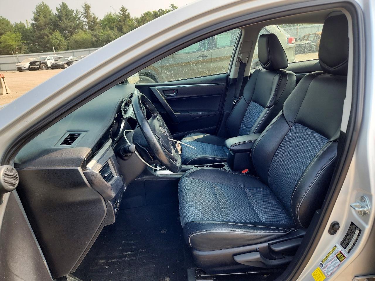 2015 Toyota Corolla S Plus Silver vin: 2T1BURHE5FC459931