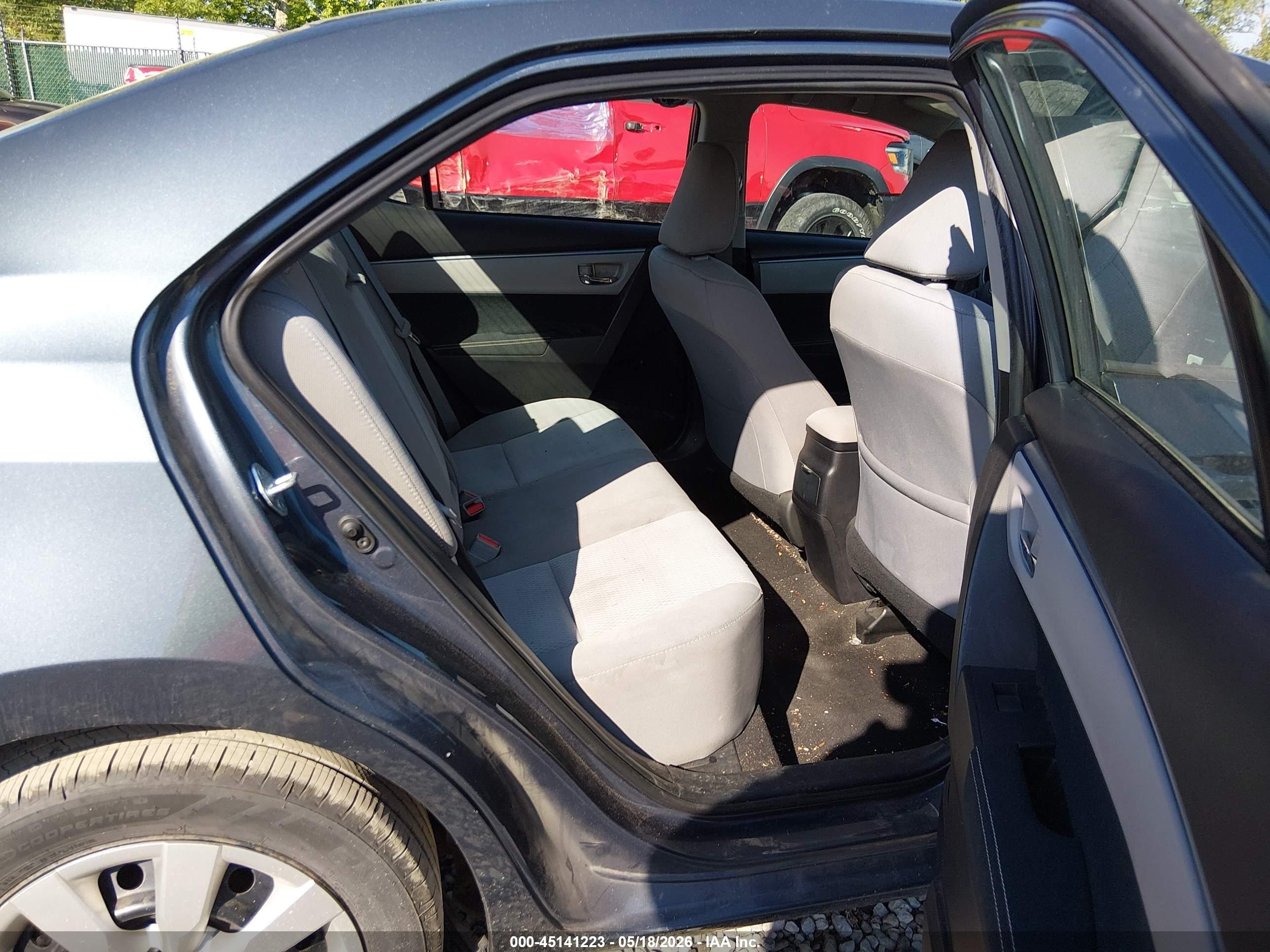 2015 Toyota Corolla Le Gray vin: 2T1BURHE5FC460206