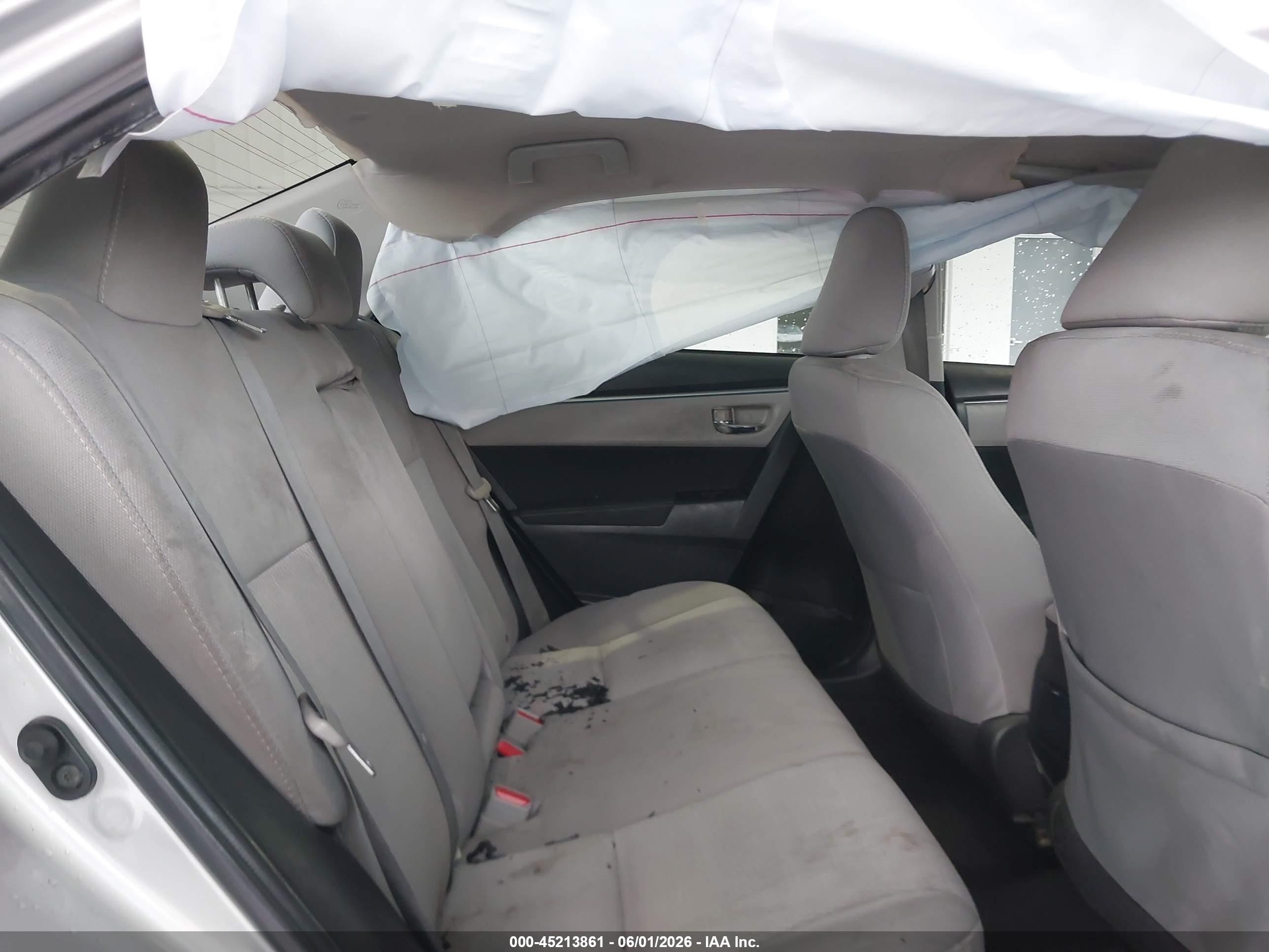 2015 Toyota Corolla Le Silver vin: 2T1BURHE5FC468645