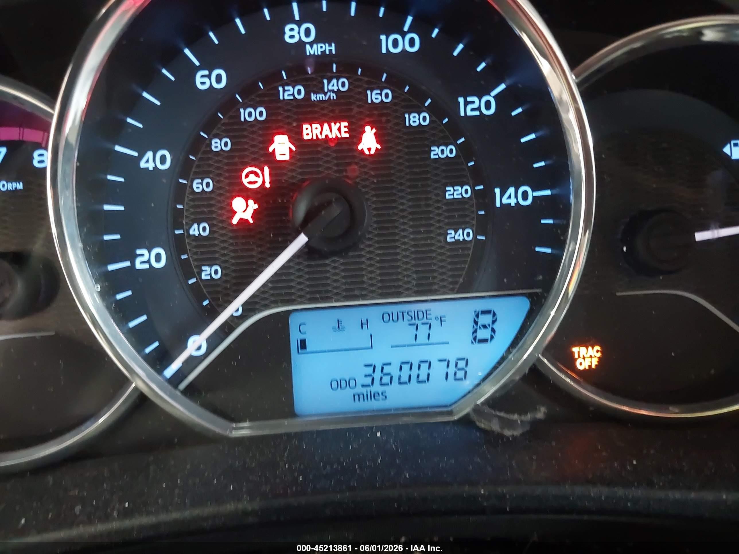 2015 Toyota Corolla Le Silver vin: 2T1BURHE5FC468645