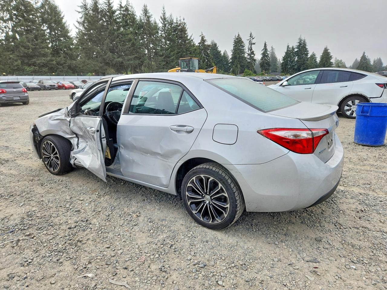 2015 Toyota Corolla S Plus Silver vin: 2T1BURHE5FC476860
