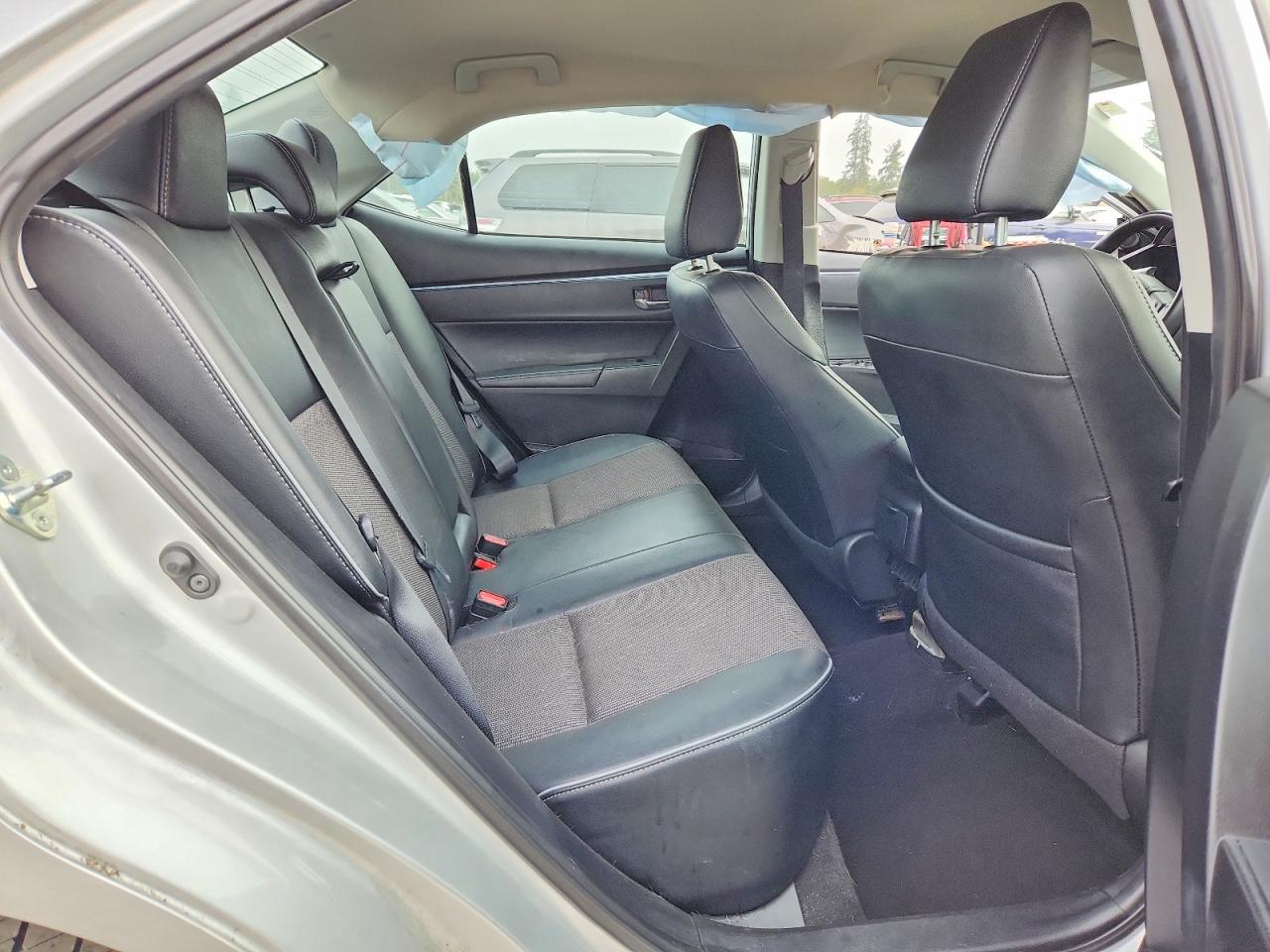 2015 Toyota Corolla S Plus Silver vin: 2T1BURHE5FC476860