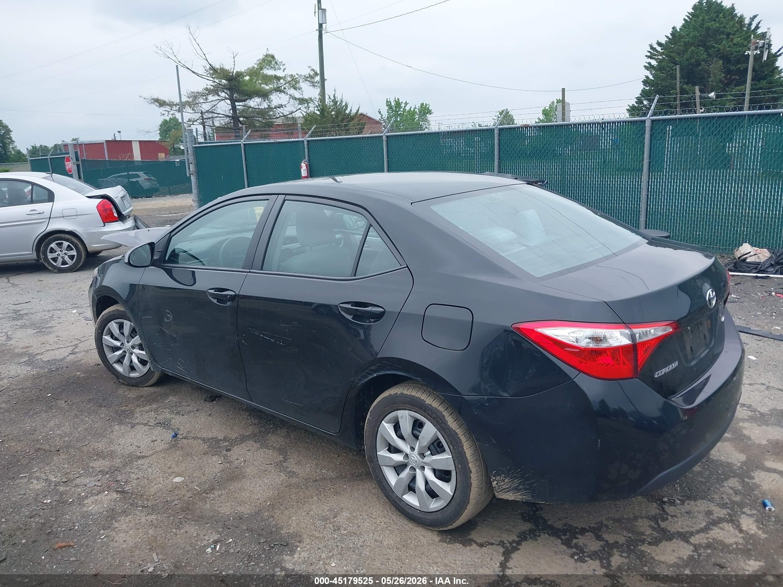 2016 Toyota Corolla Le Black vin: 2T1BURHE5GC486421