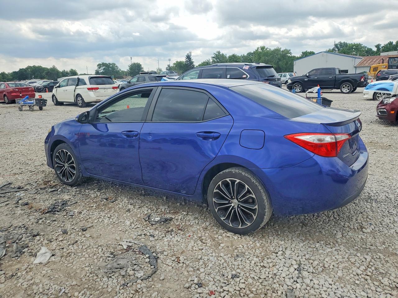2016 Toyota Corolla Blue vin: 2T1BURHE5GC556922