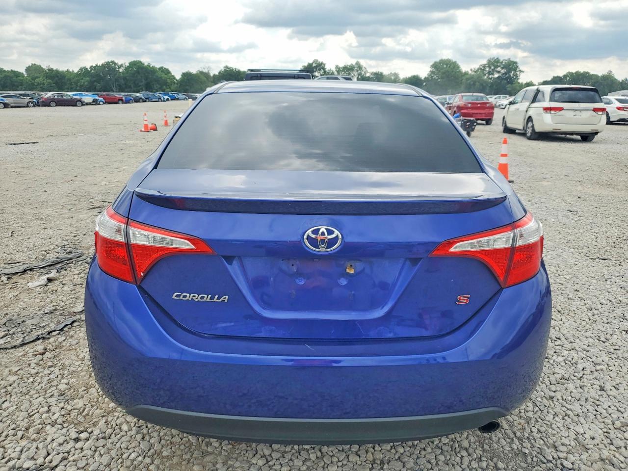 2016 Toyota Corolla Blue vin: 2T1BURHE5GC556922