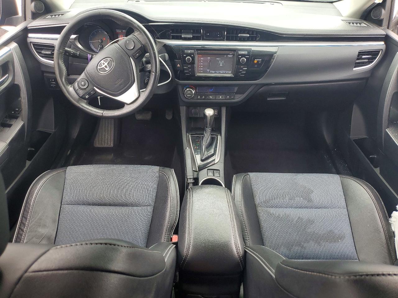 2016 Toyota Corolla Blue vin: 2T1BURHE5GC556922
