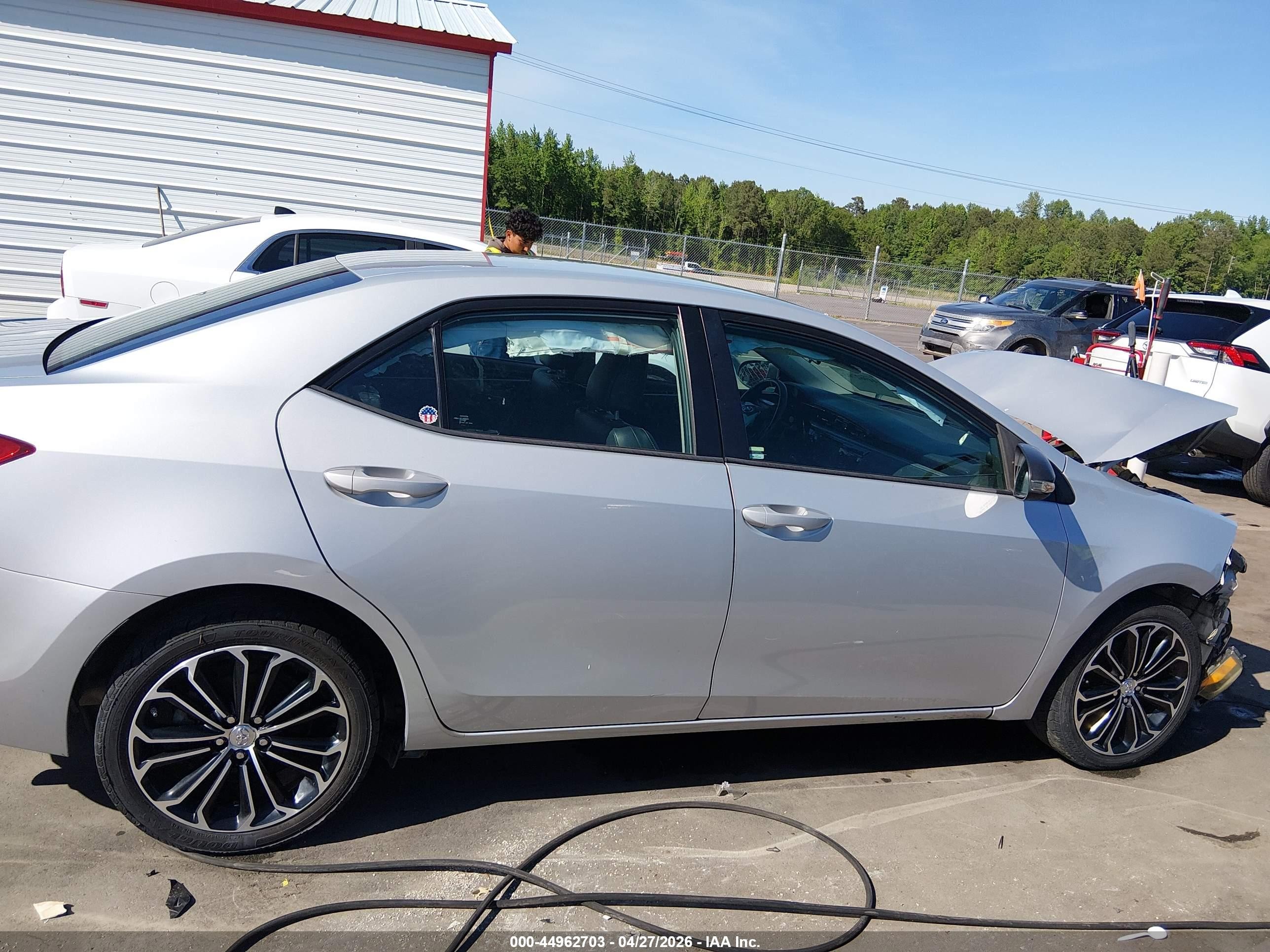 2016 Toyota Corolla S Plus Silver vin: 2T1BURHE5GC607402