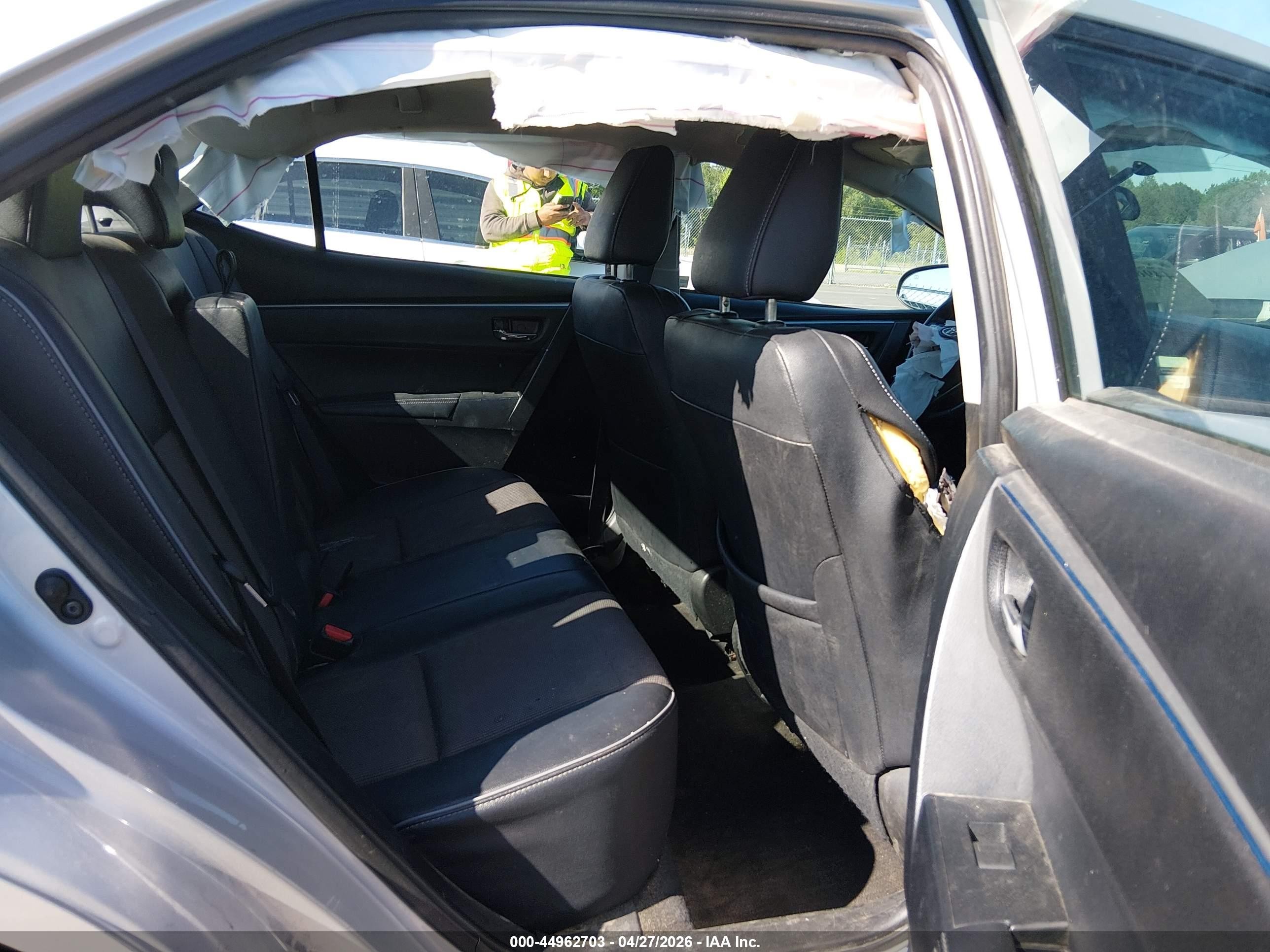 2016 Toyota Corolla S Plus Silver vin: 2T1BURHE5GC607402