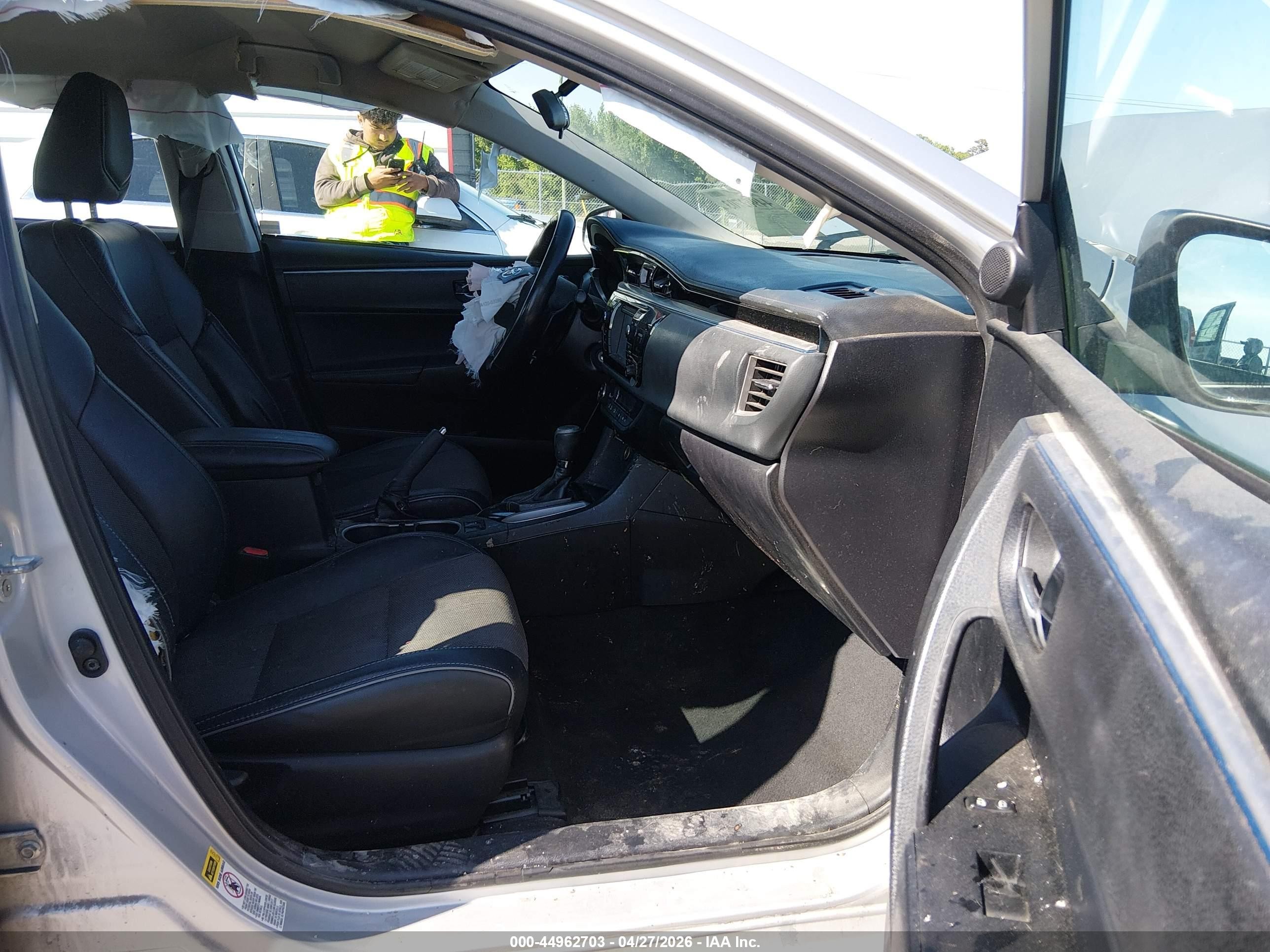 2016 Toyota Corolla S Plus Silver vin: 2T1BURHE5GC607402