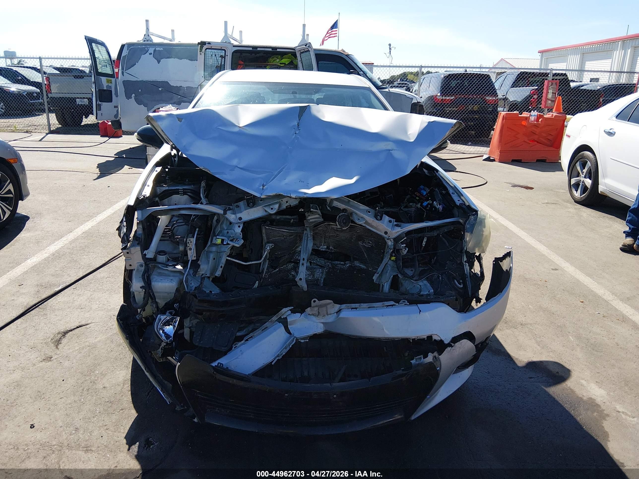 2016 Toyota Corolla S Plus Silver vin: 2T1BURHE5GC607402
