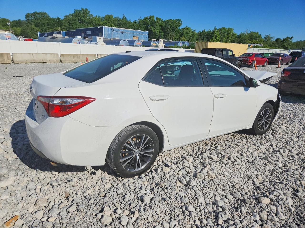 2016 Toyota Corolla Le Premium White vin: 2T1BURHE5GC664490