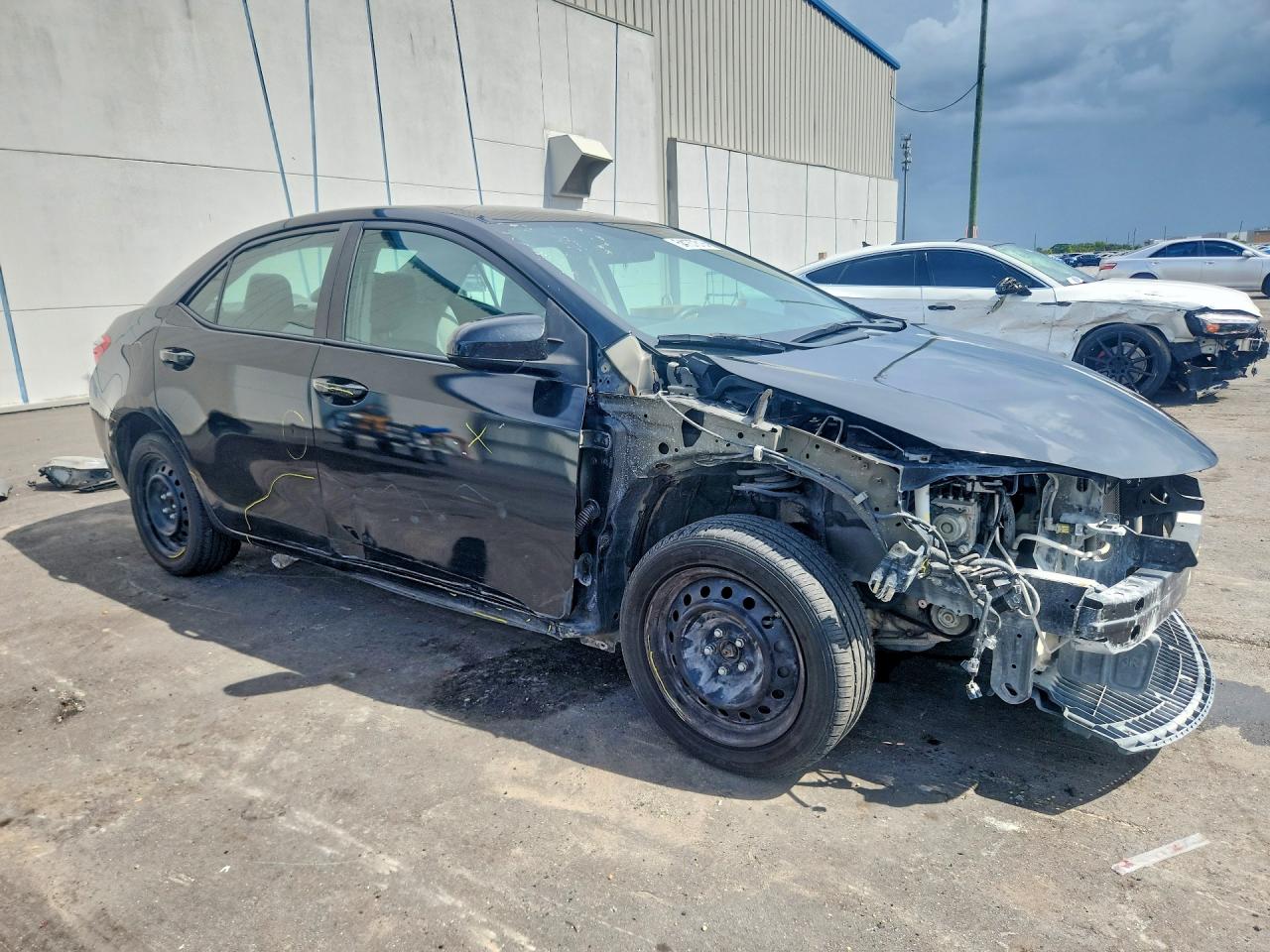 2016 Toyota Corolla Le Black vin: 2T1BURHE5GC689129