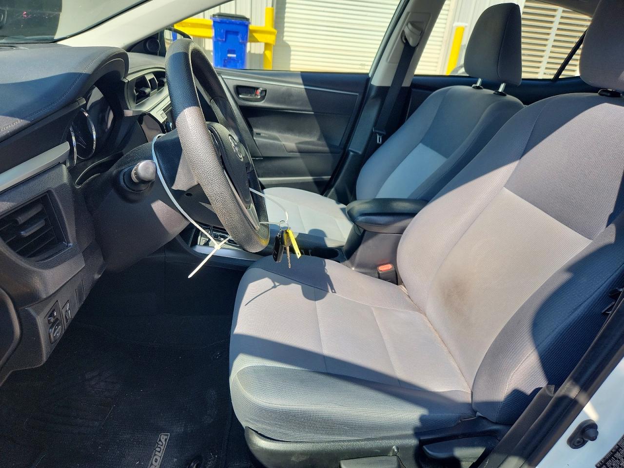 2016 Toyota Corolla L Белый vin: 2T1BURHE5GC707192