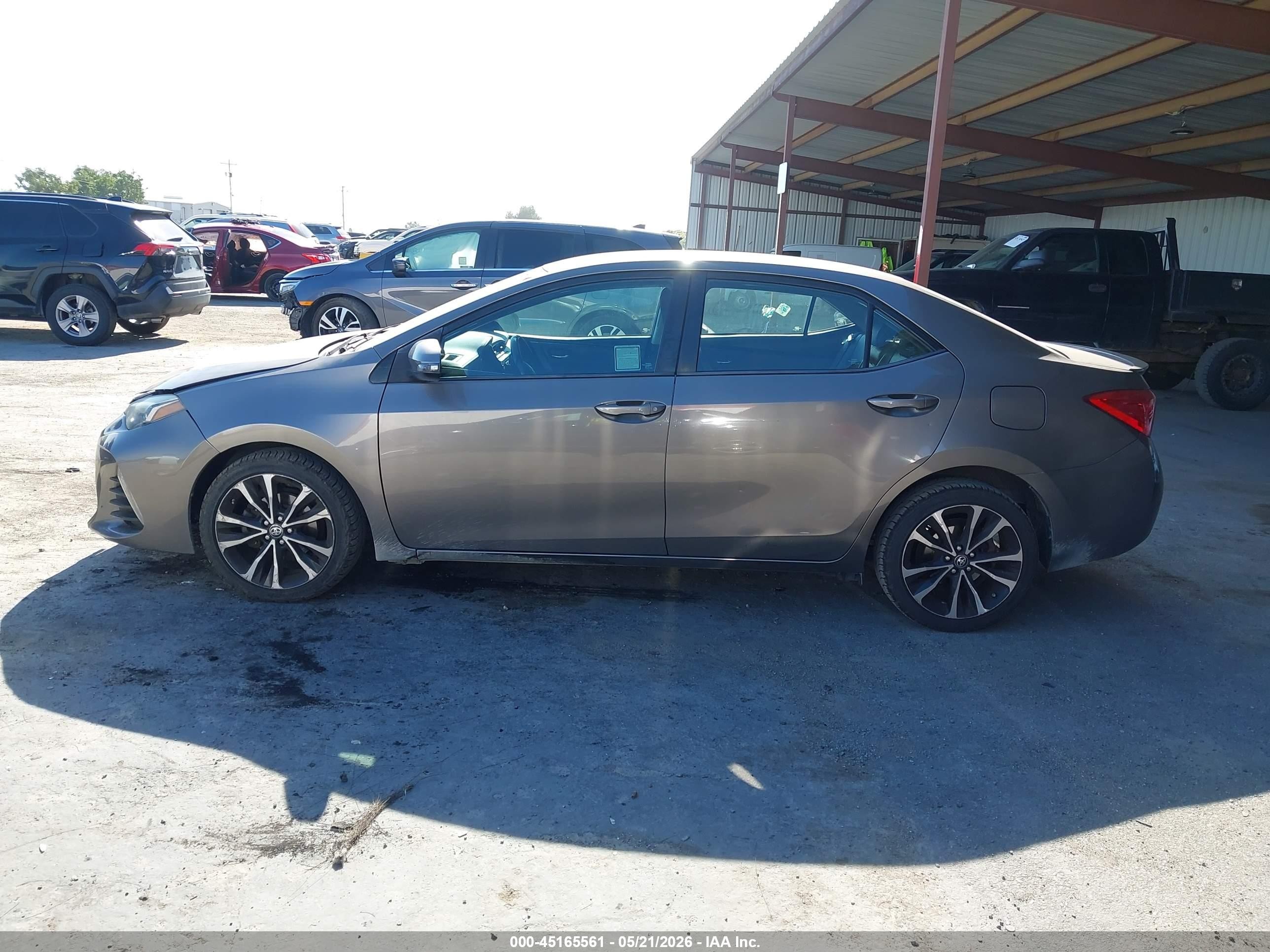 2017 Toyota Corolla Se Gray vin: 2T1BURHE5HC775901