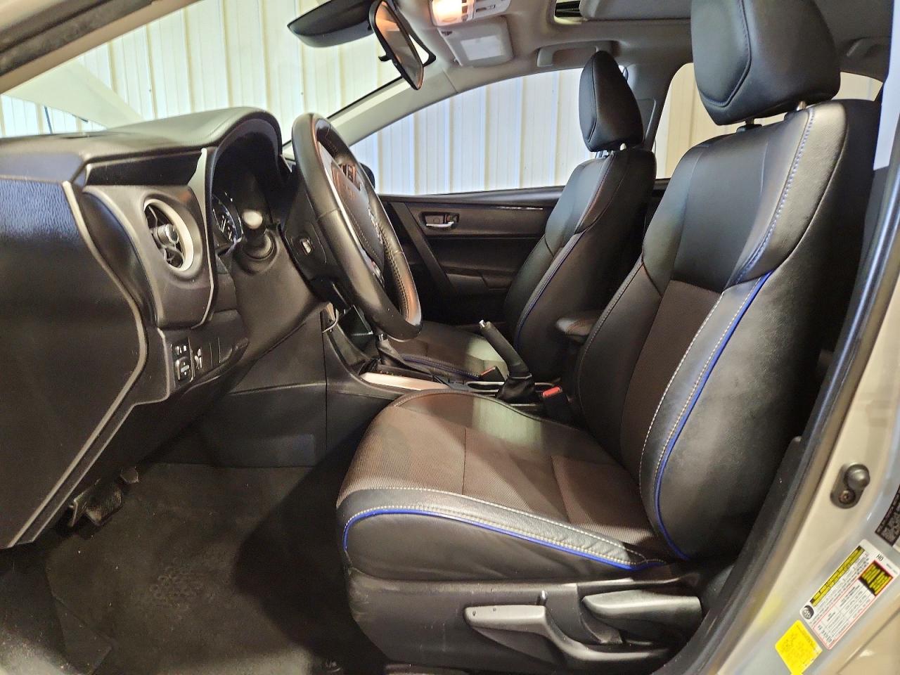 2017 Toyota Corolla Se Серебряный vin: 2T1BURHE5HC791418