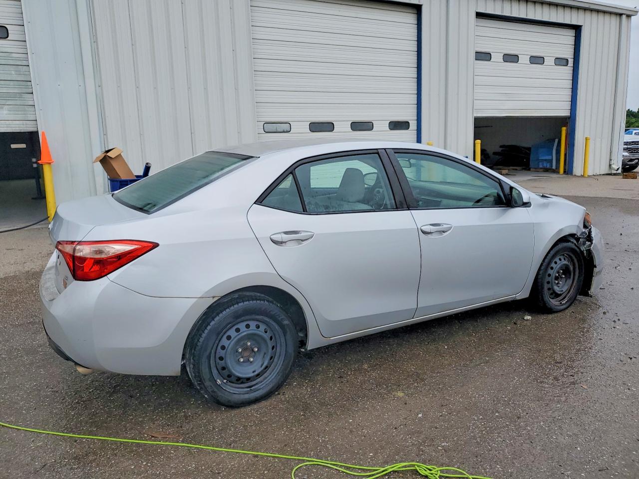 2017 Toyota Corolla Le Silver vin: 2T1BURHE5HC792567