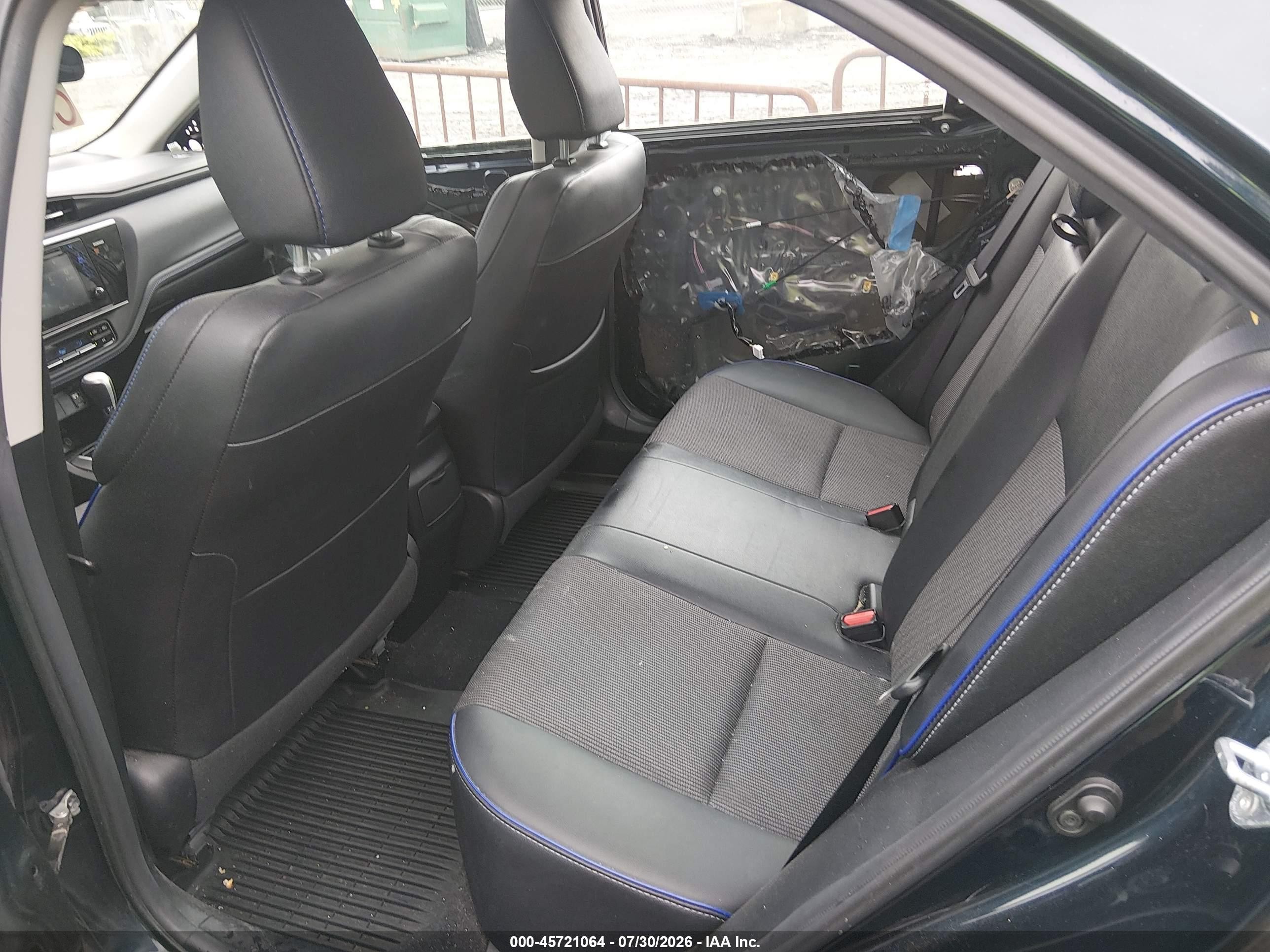 2017 Toyota Corolla Se Blue vin: 2T1BURHE5HC807245