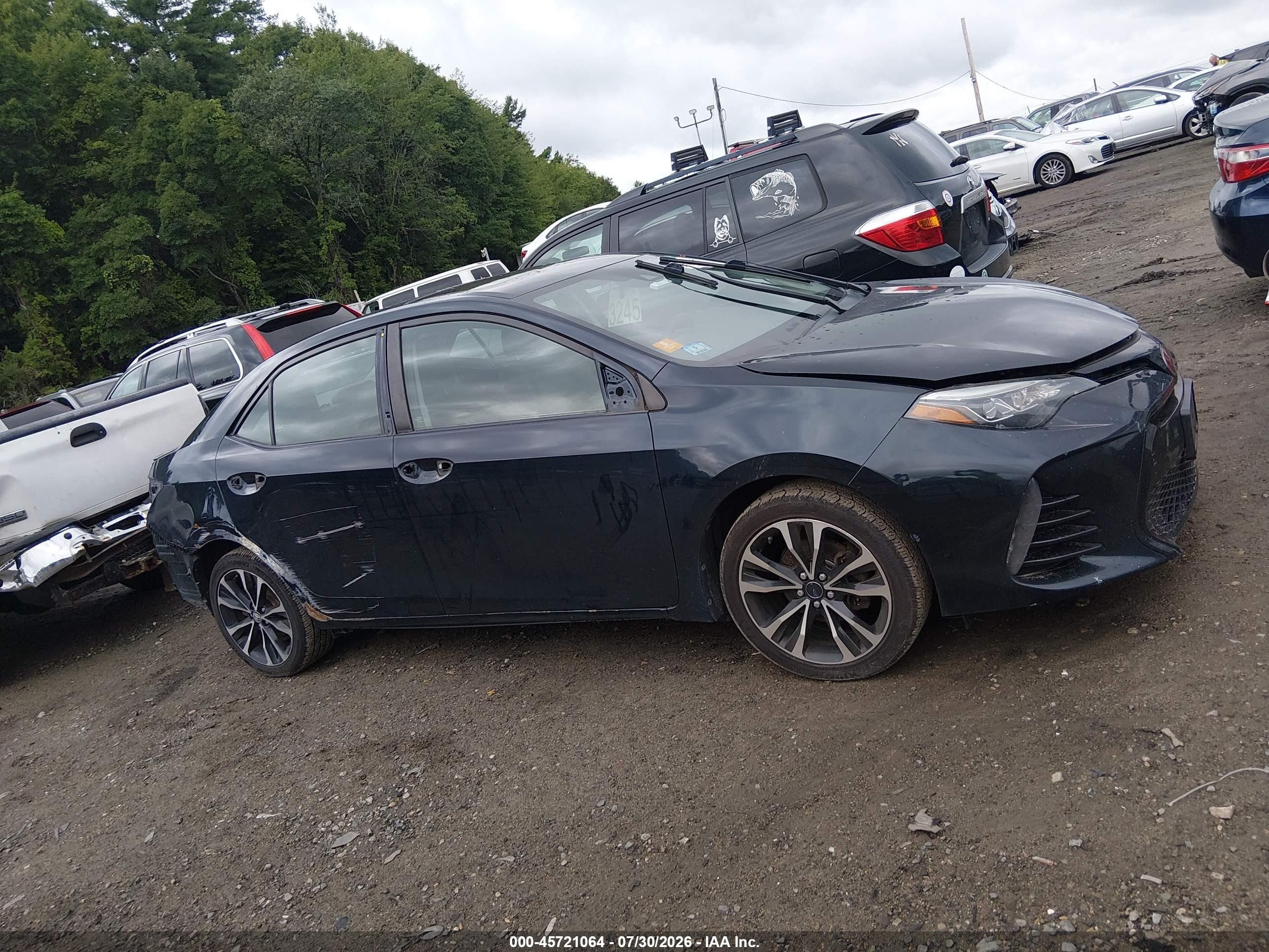 2017 Toyota Corolla Se Blue vin: 2T1BURHE5HC807245
