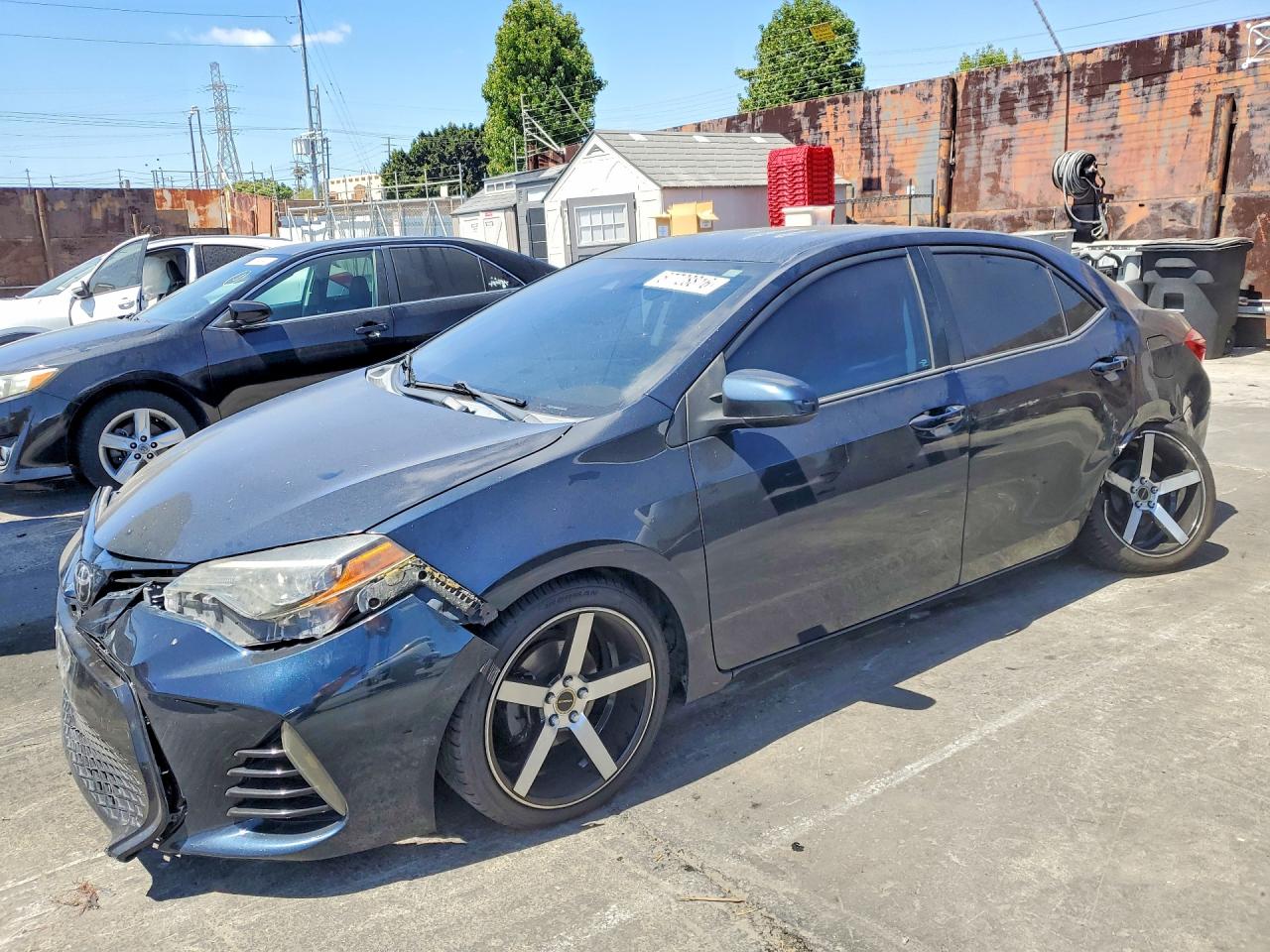2017 Toyota Corolla Le Charcoal vin: 2T1BURHE5HC865548