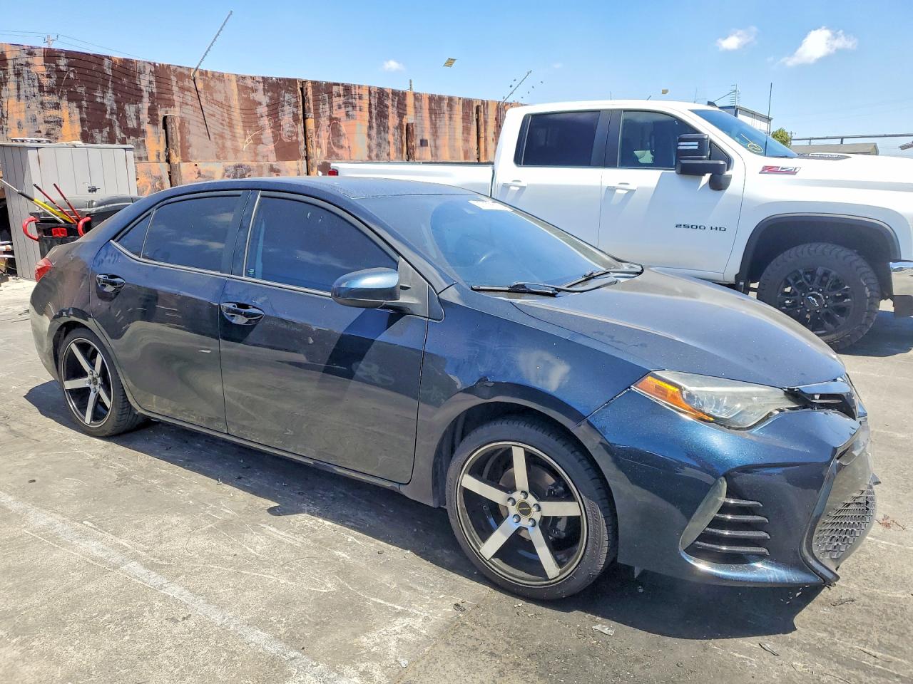 2017 Toyota Corolla Le Charcoal vin: 2T1BURHE5HC865548