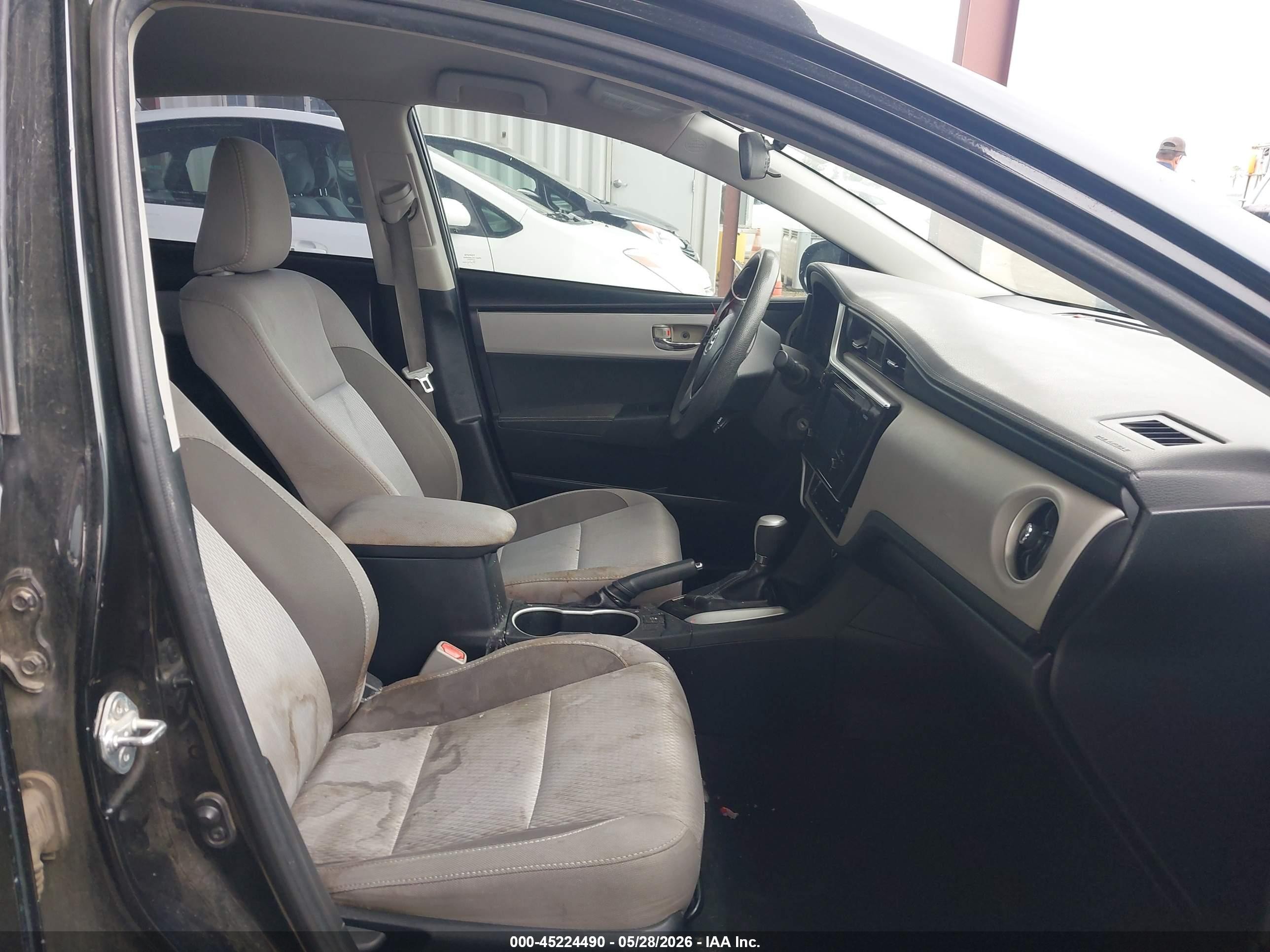 2017 Toyota Corolla Le Black vin: 2T1BURHE5HC891440