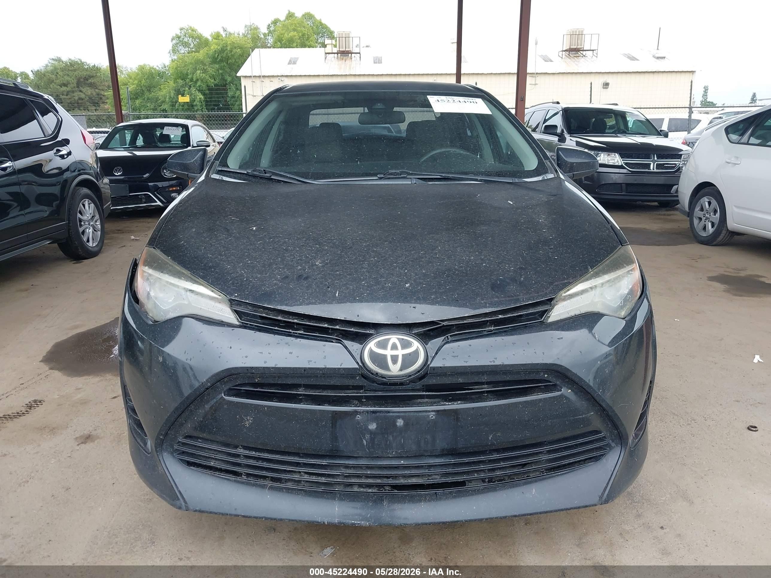 2017 Toyota Corolla Le Black vin: 2T1BURHE5HC891440