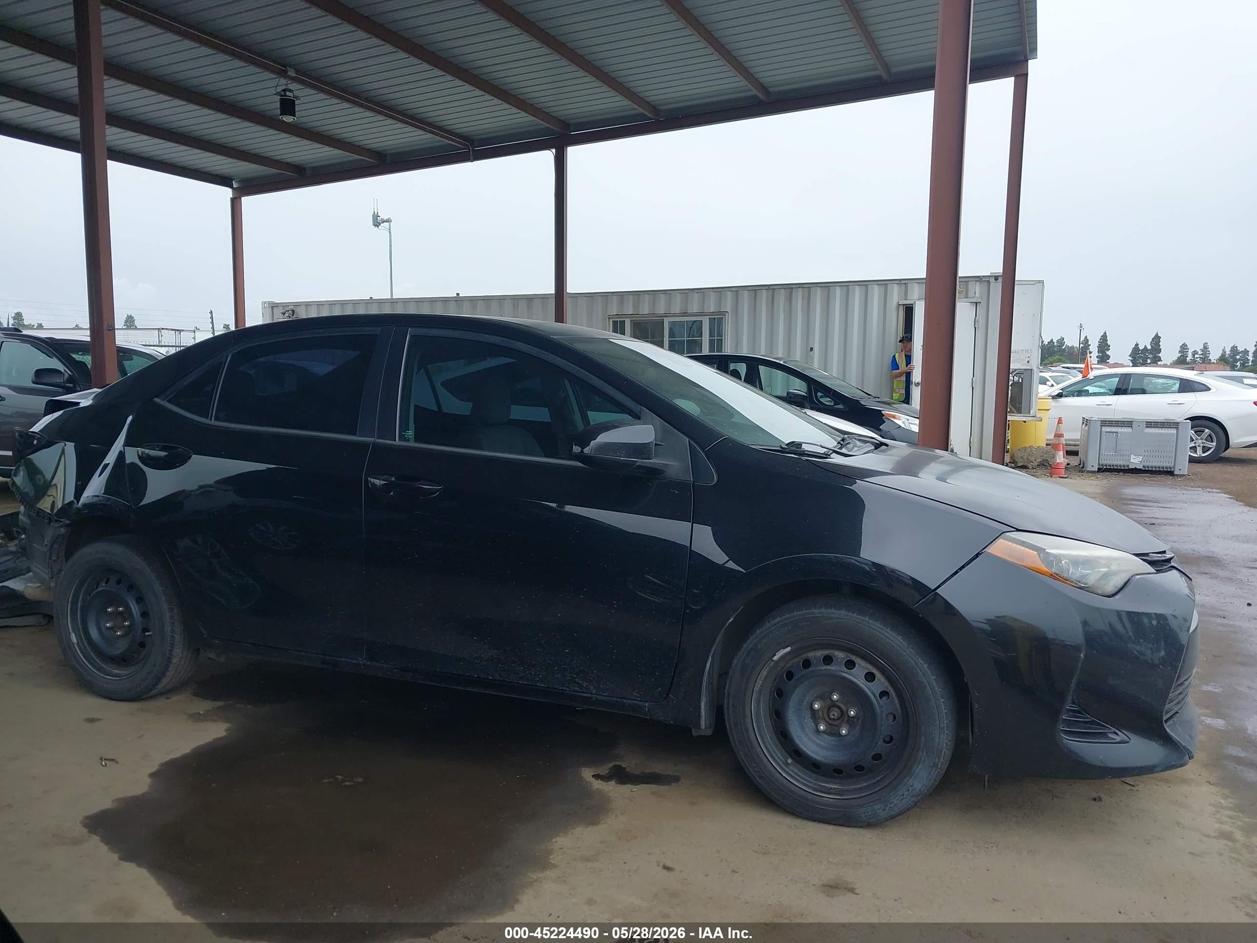 2017 Toyota Corolla Le Black vin: 2T1BURHE5HC891440
