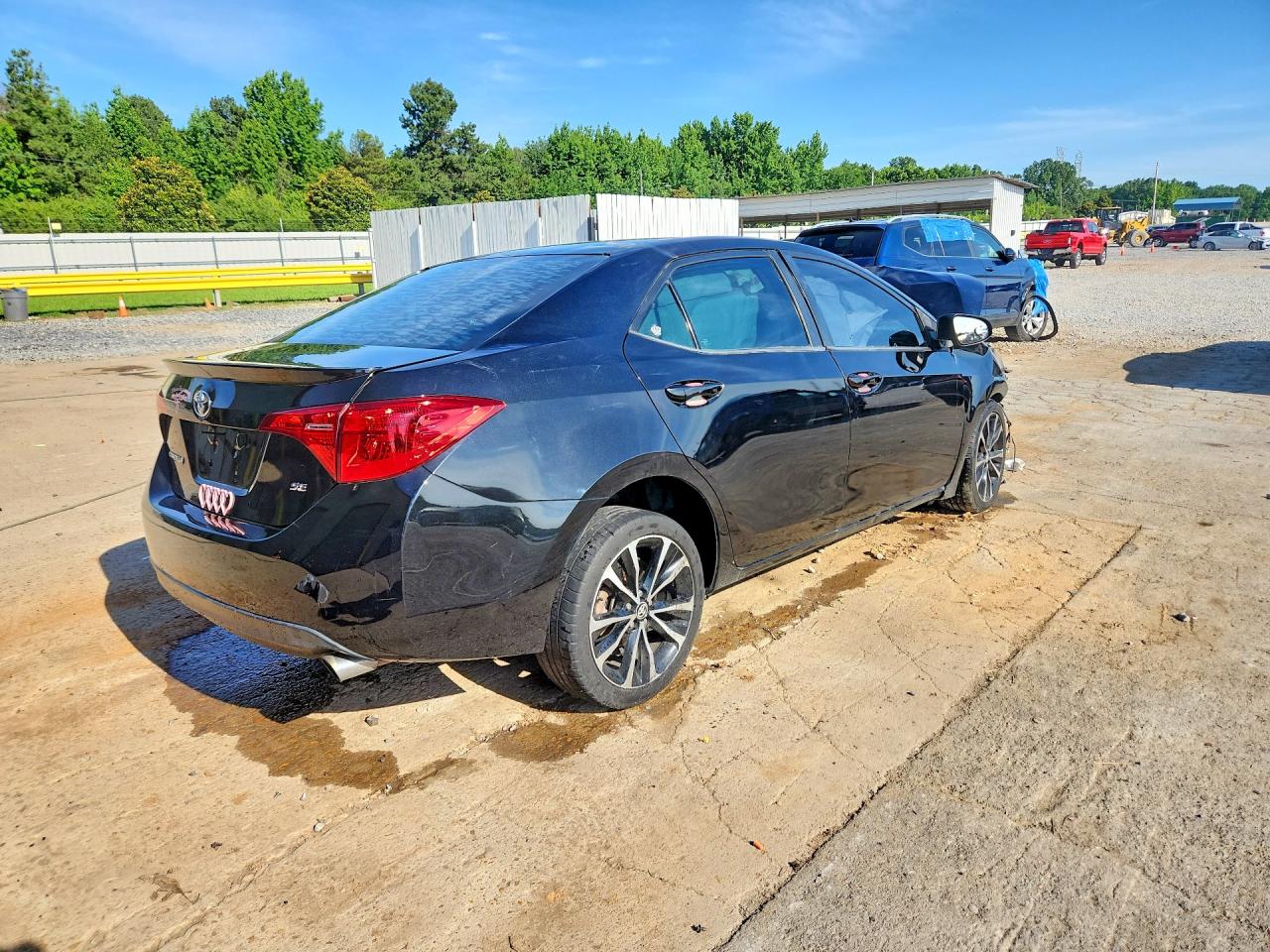 2018 Toyota Corolla Se Black vin: 2T1BURHE5JC080727