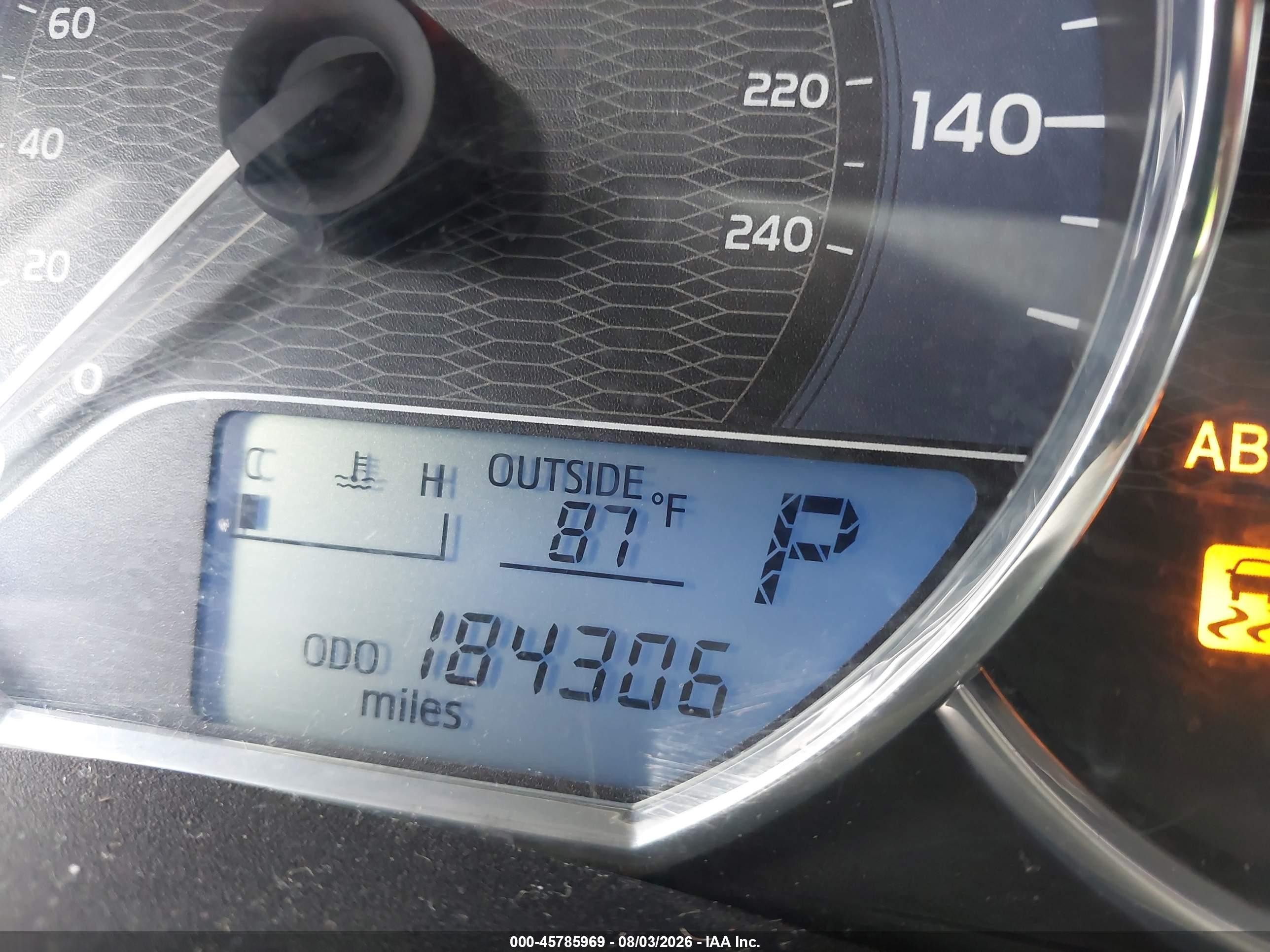 2014 Toyota Corolla L Серебряный vin: 2T1BURHE6EC030974