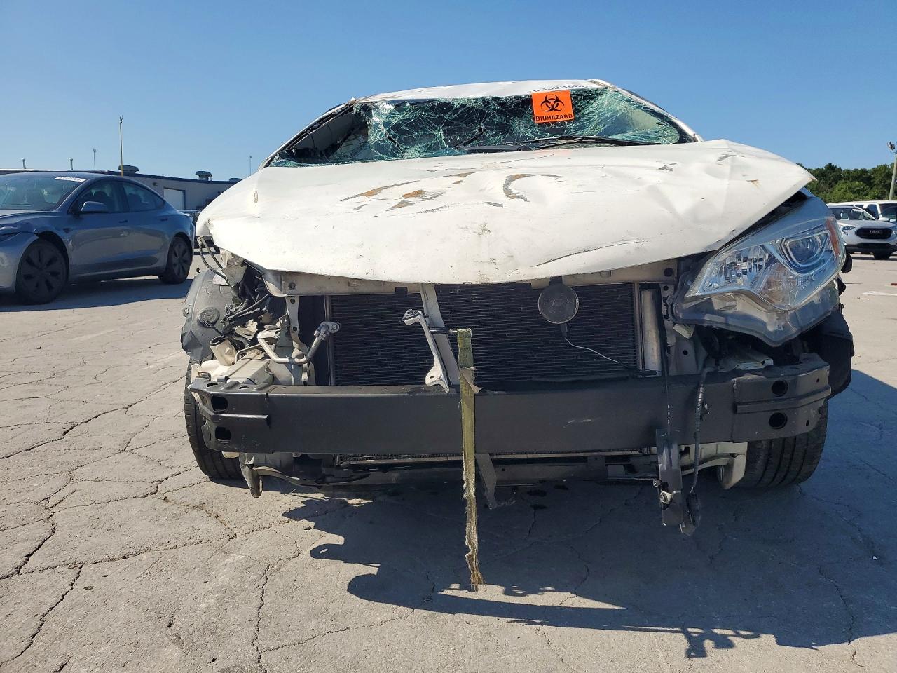 2014 Toyota Corolla Le White vin: 2T1BURHE6EC054739