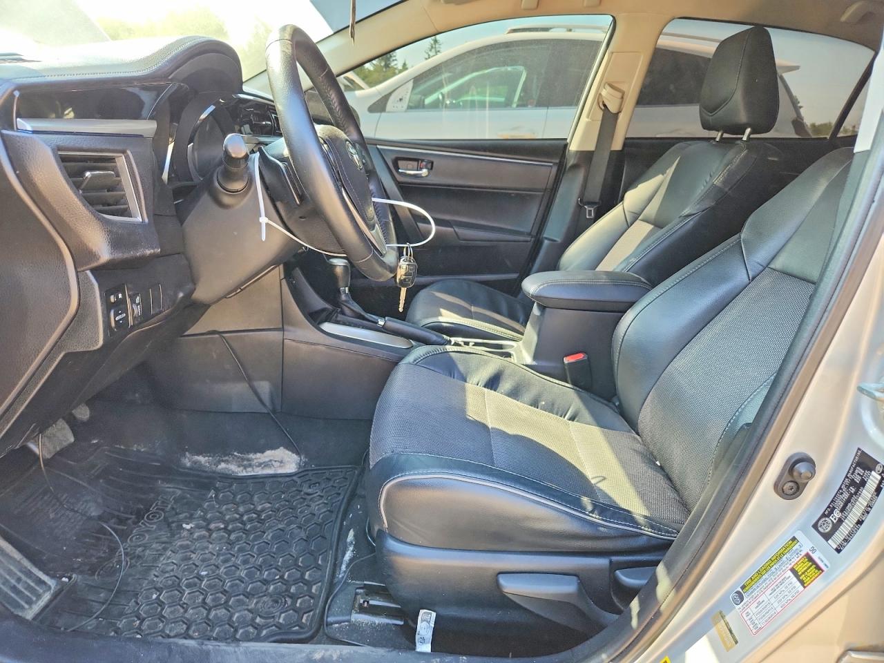 2014 Toyota Corolla L Silver vin: 2T1BURHE6EC057690