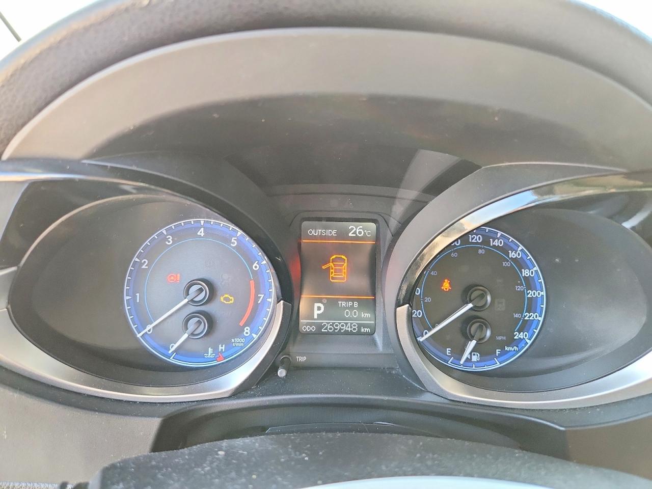 2014 Toyota Corolla L Silver vin: 2T1BURHE6EC057690