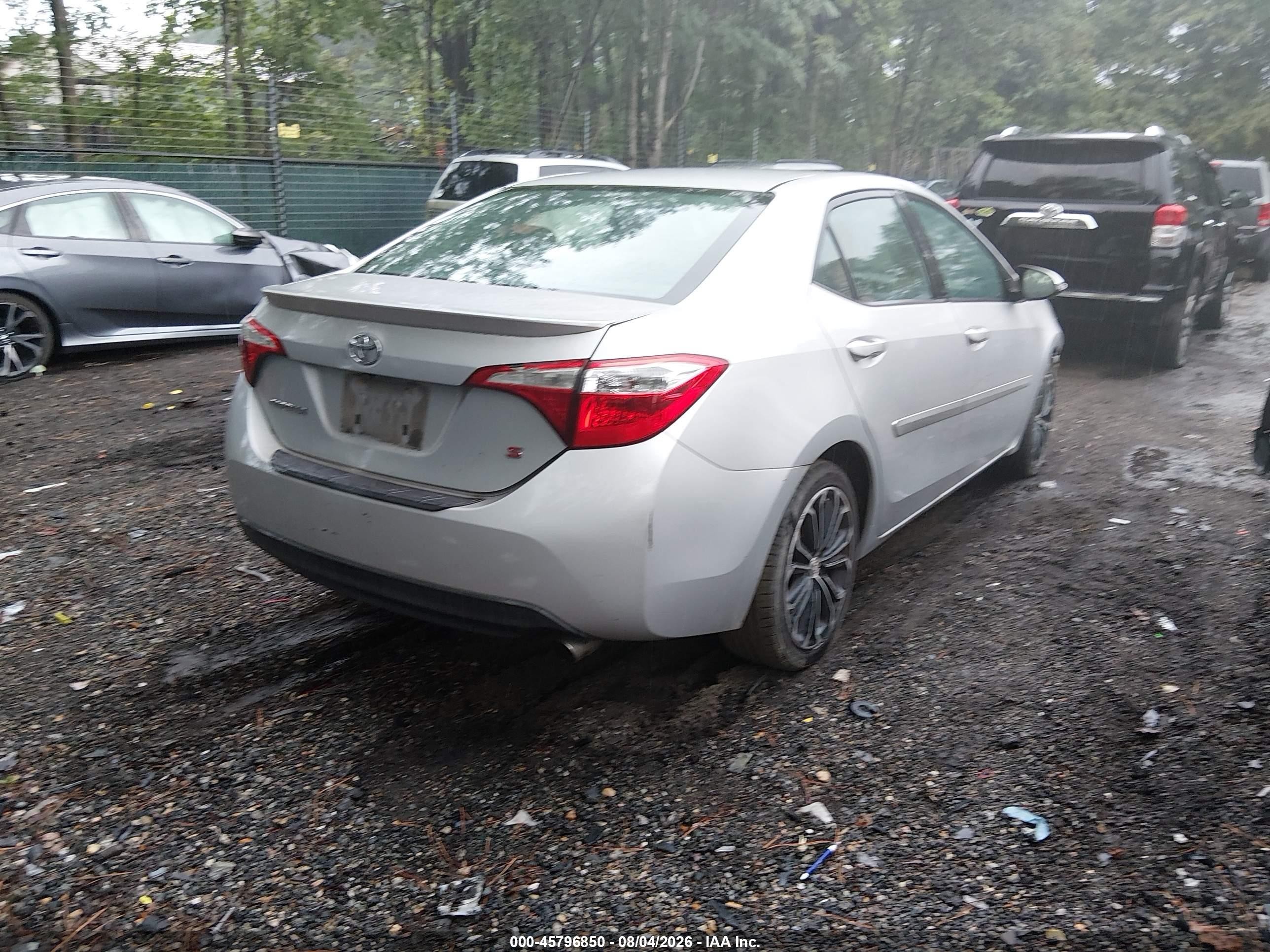 2014 Toyota Corolla S Plus Silver vin: 2T1BURHE6EC057897