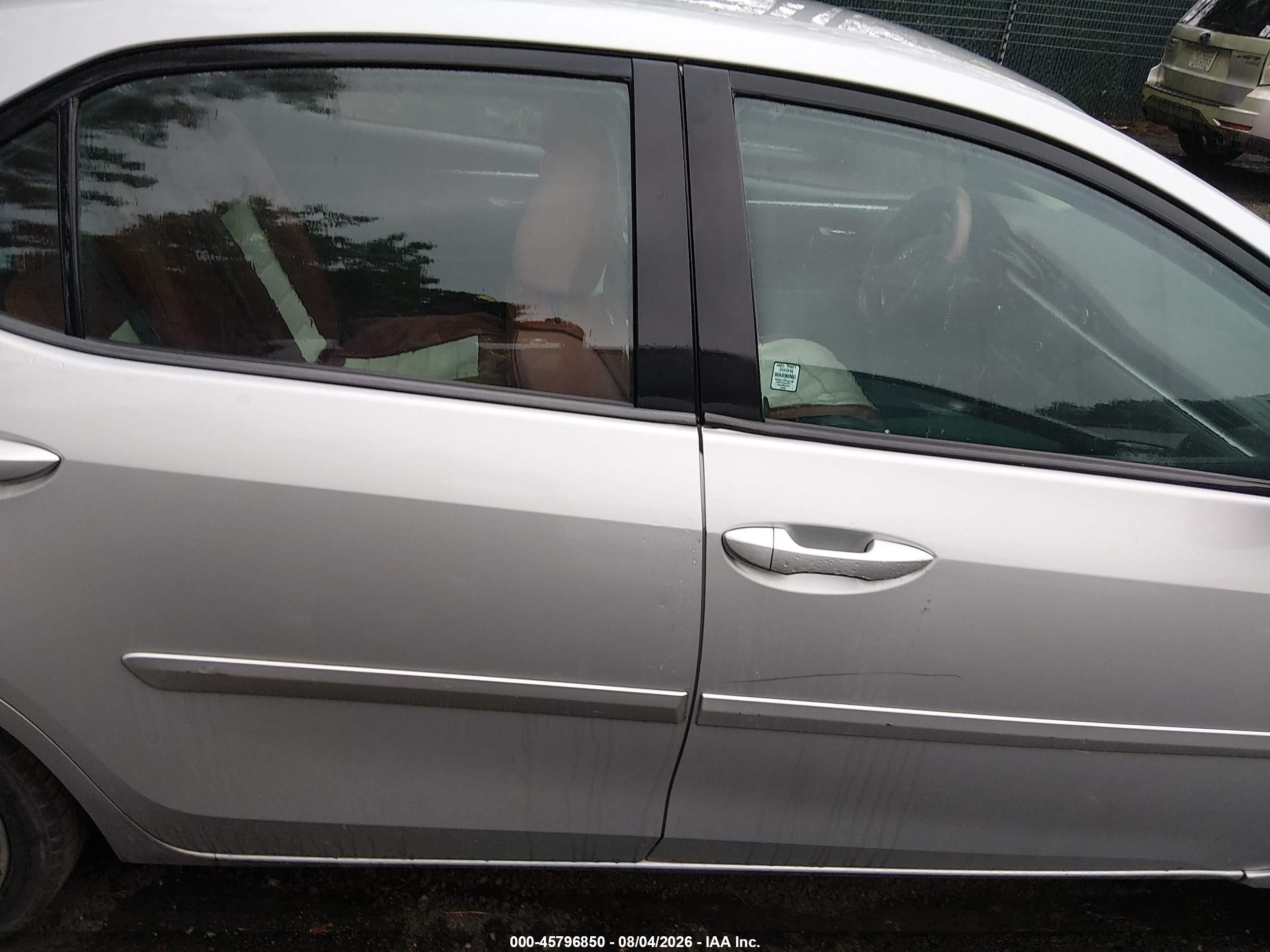 2014 Toyota Corolla S Plus Silver vin: 2T1BURHE6EC057897