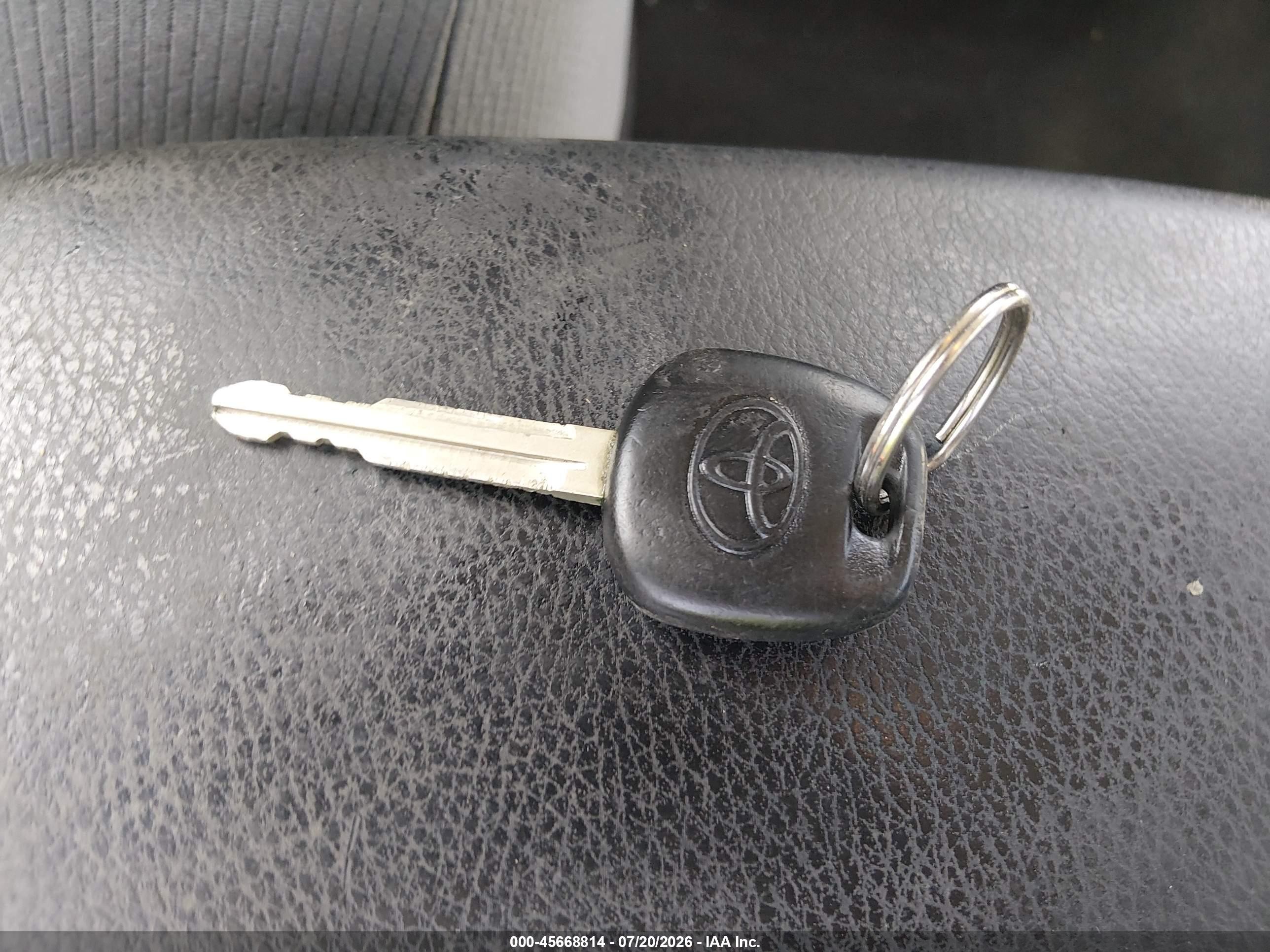 2014 Toyota Corolla L Серый vin: 2T1BURHE6EC059018