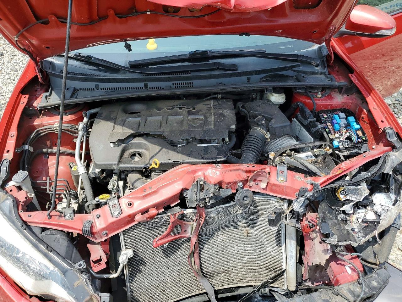 2014 Toyota Corolla S Plus Red vin: 2T1BURHE6EC063182