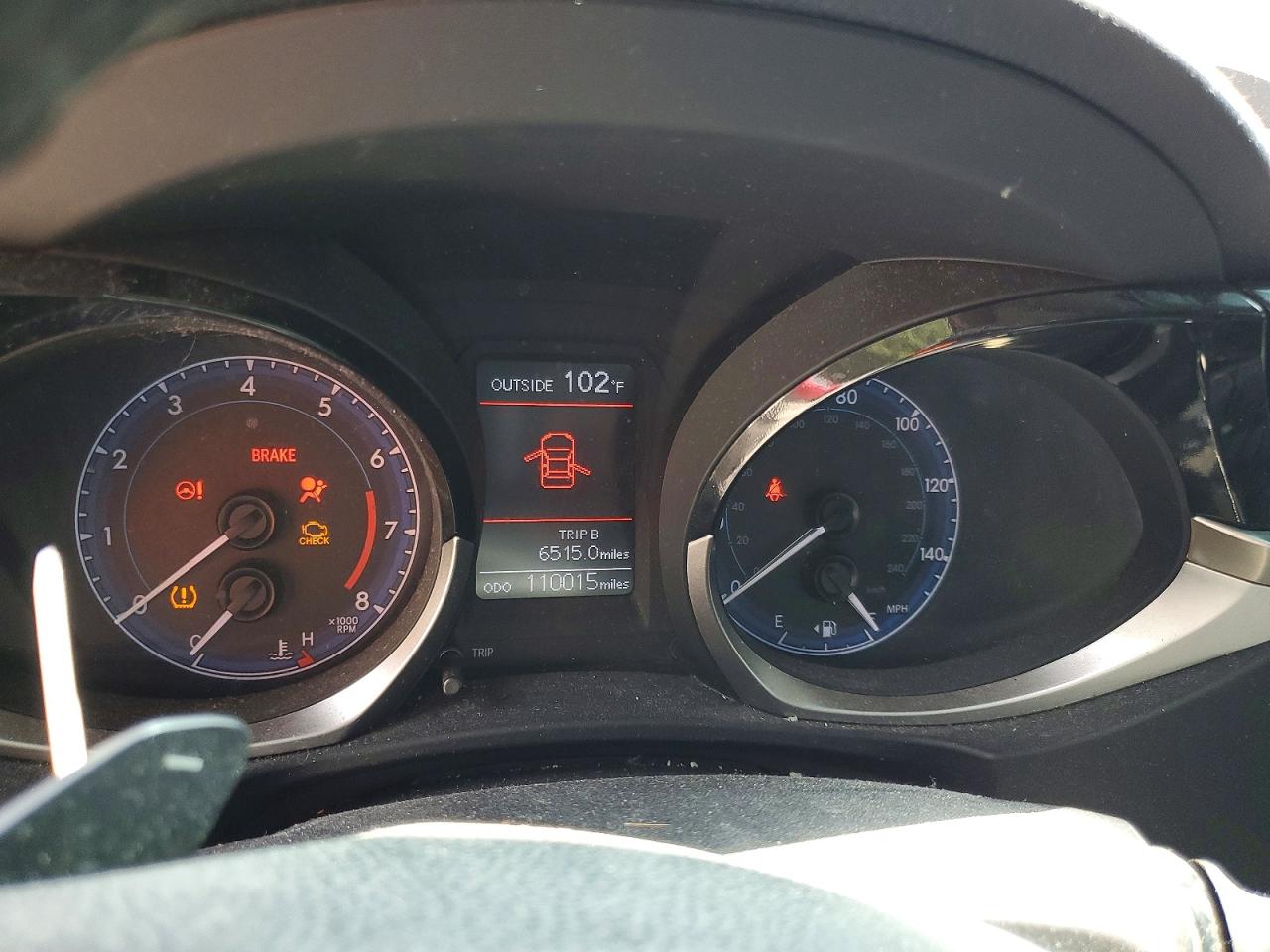 2014 Toyota Corolla S Plus Red vin: 2T1BURHE6EC063182