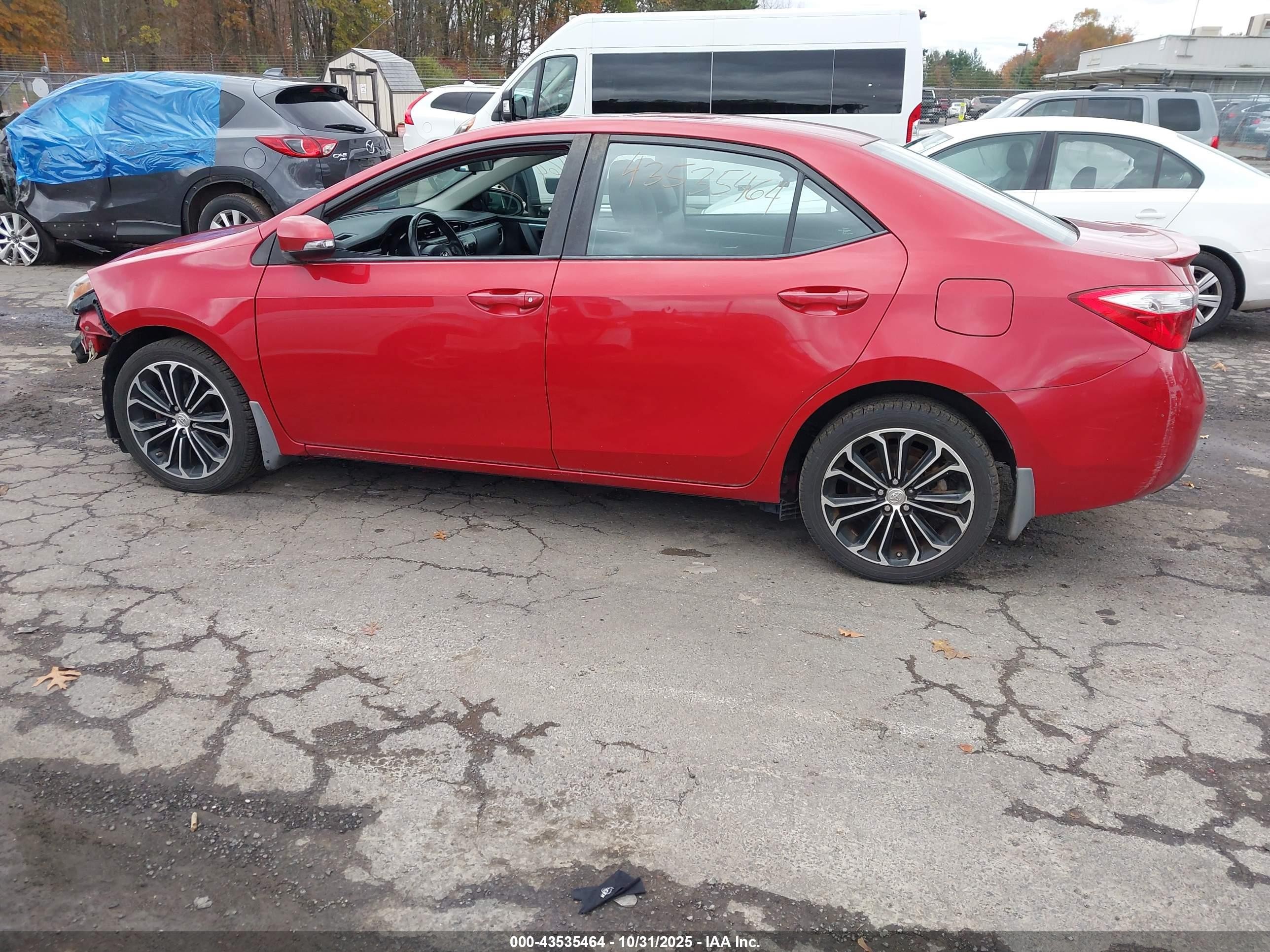 2014 Toyota Corolla S Plus Red vin: 2T1BURHE6EC078491