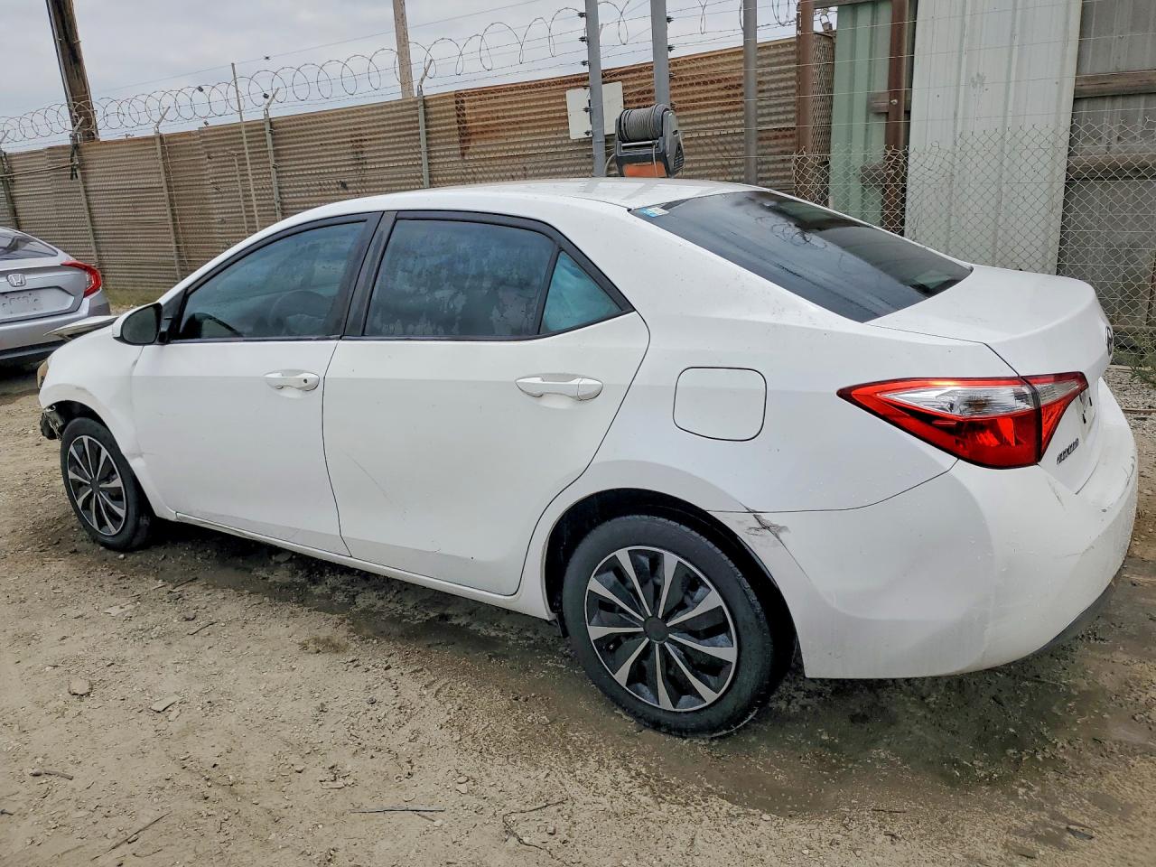 2014 Toyota Corolla Le White vin: 2T1BURHE6EC081407