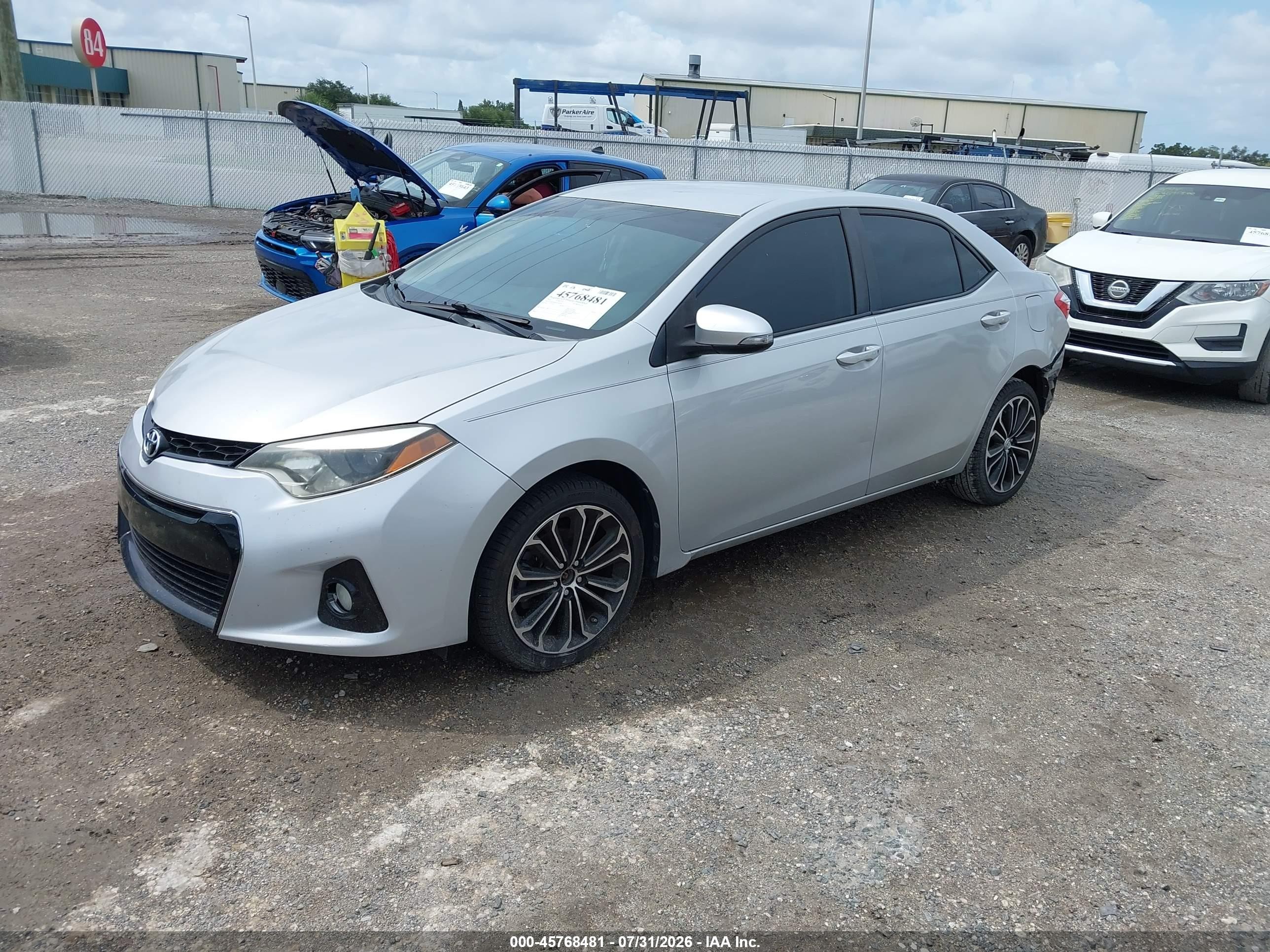 2014 Toyota Corolla S Plus Silver vin: 2T1BURHE6EC087109