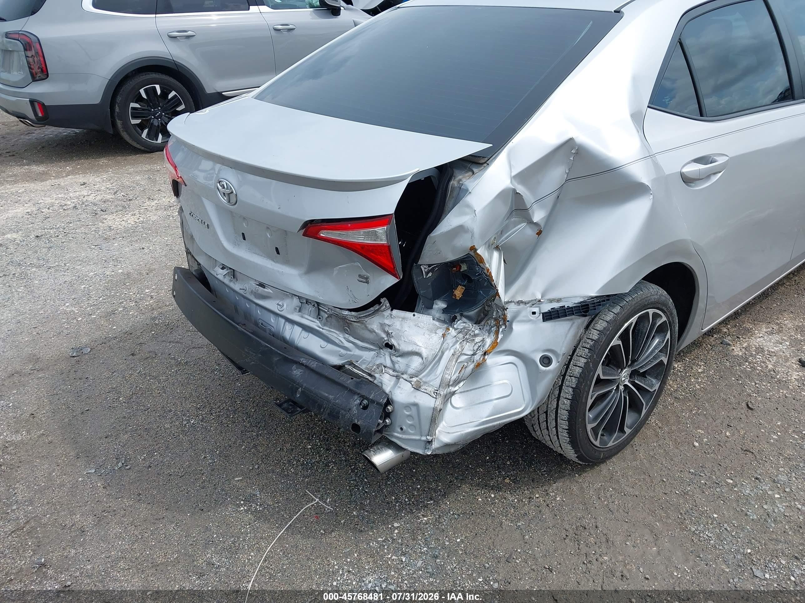 2014 Toyota Corolla S Plus Silver vin: 2T1BURHE6EC087109