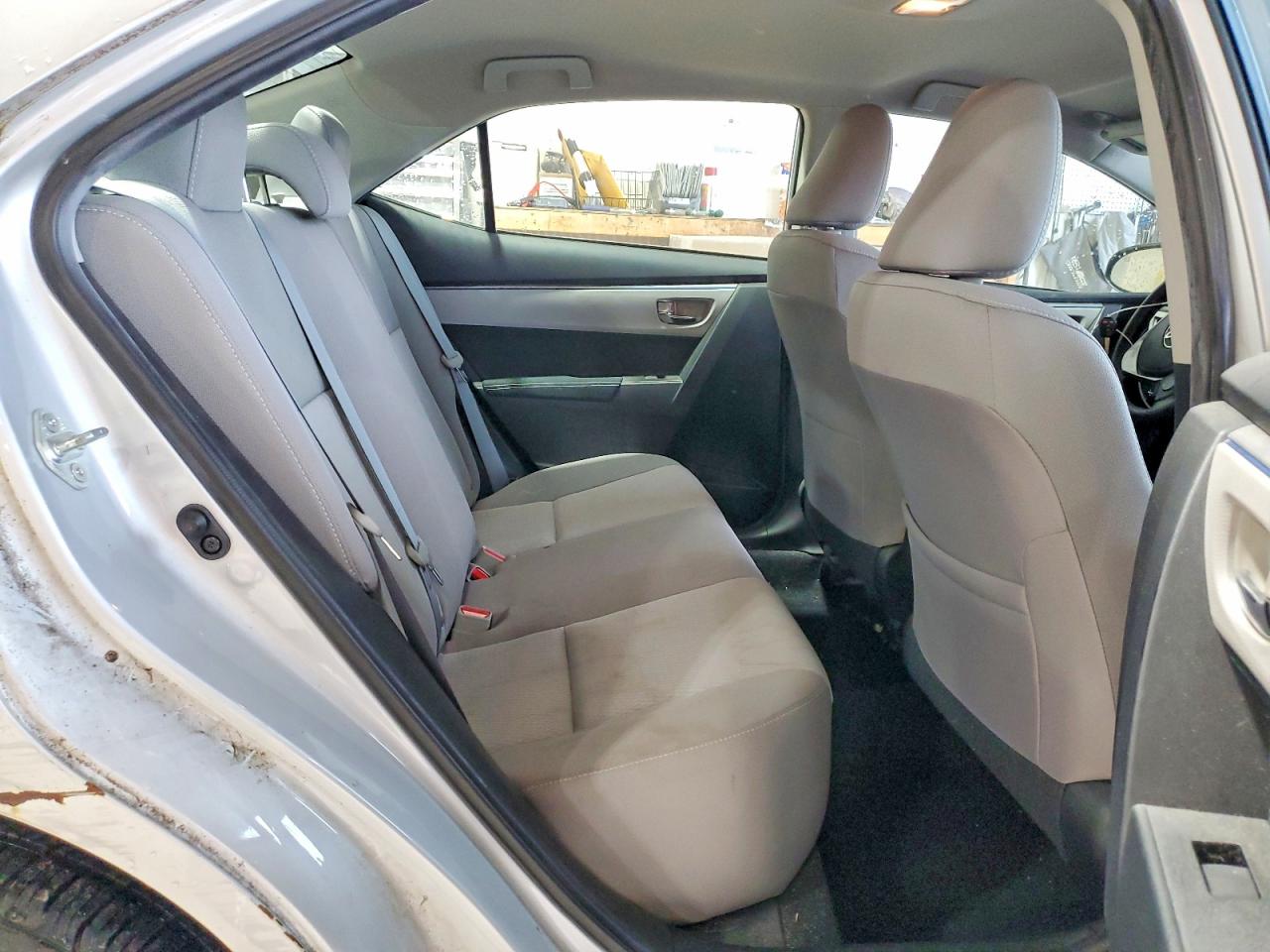 2014 Toyota Corolla Le Silver vin: 2T1BURHE6EC088891