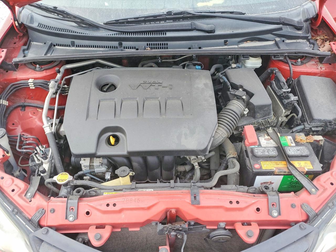 2014 Toyota Corolla Le Red vin: 2T1BURHE6EC102840