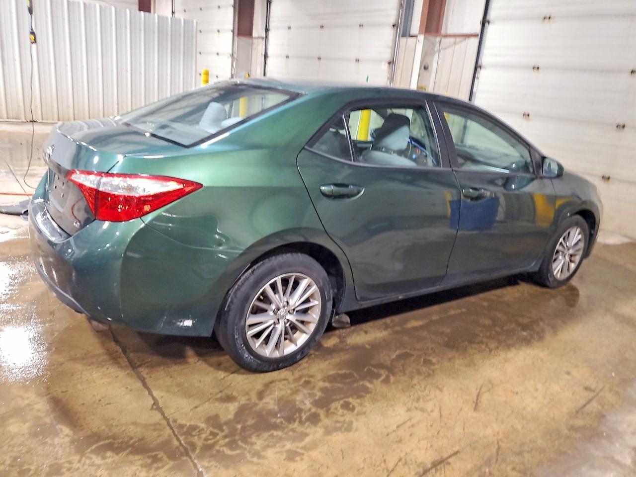 2014 Toyota Corolla Le Plus Green vin: 2T1BURHE6EC122800